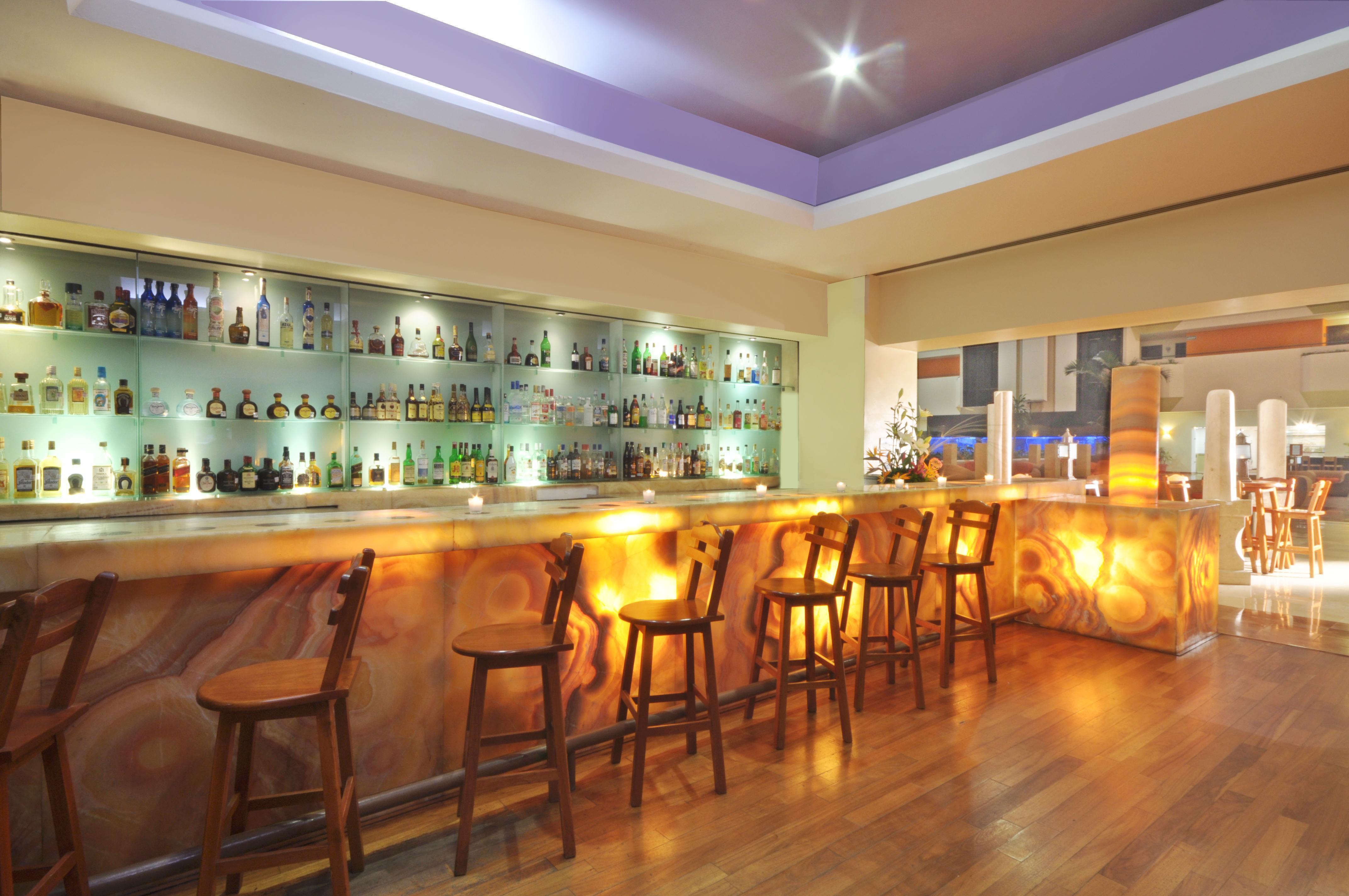 Hotel Galeria Plaza 4*