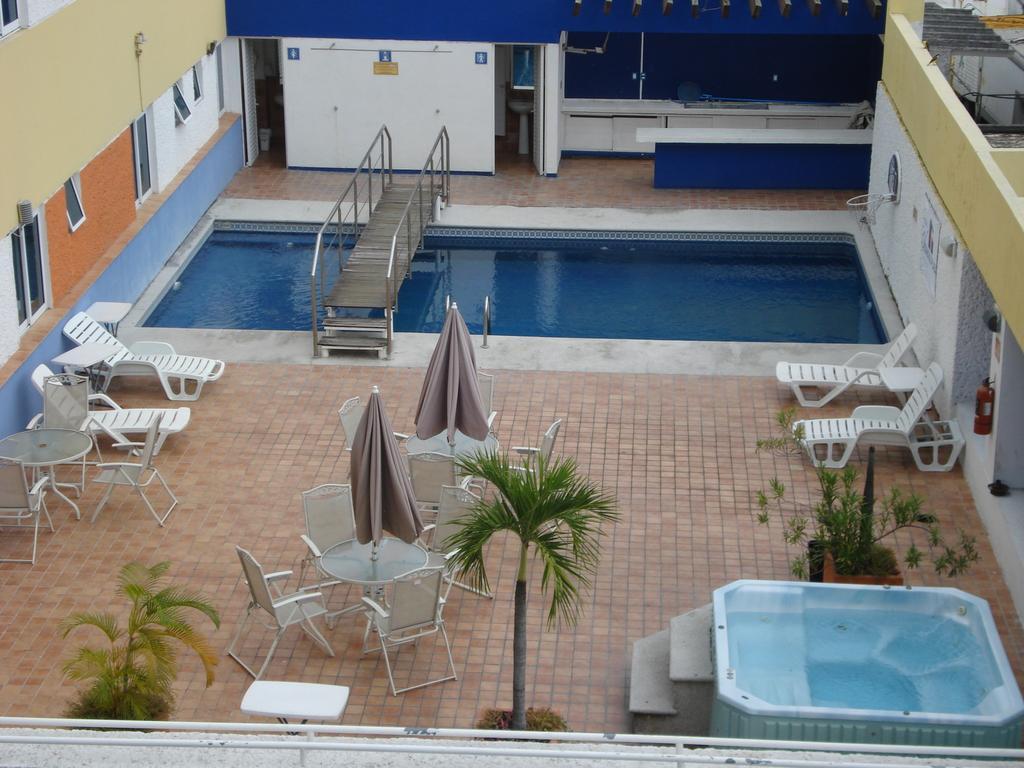 Palace 4*