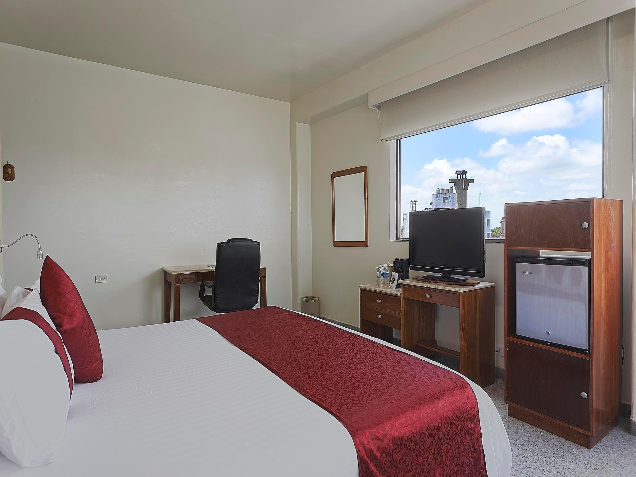Olmeca Plaza Urban Express 3*