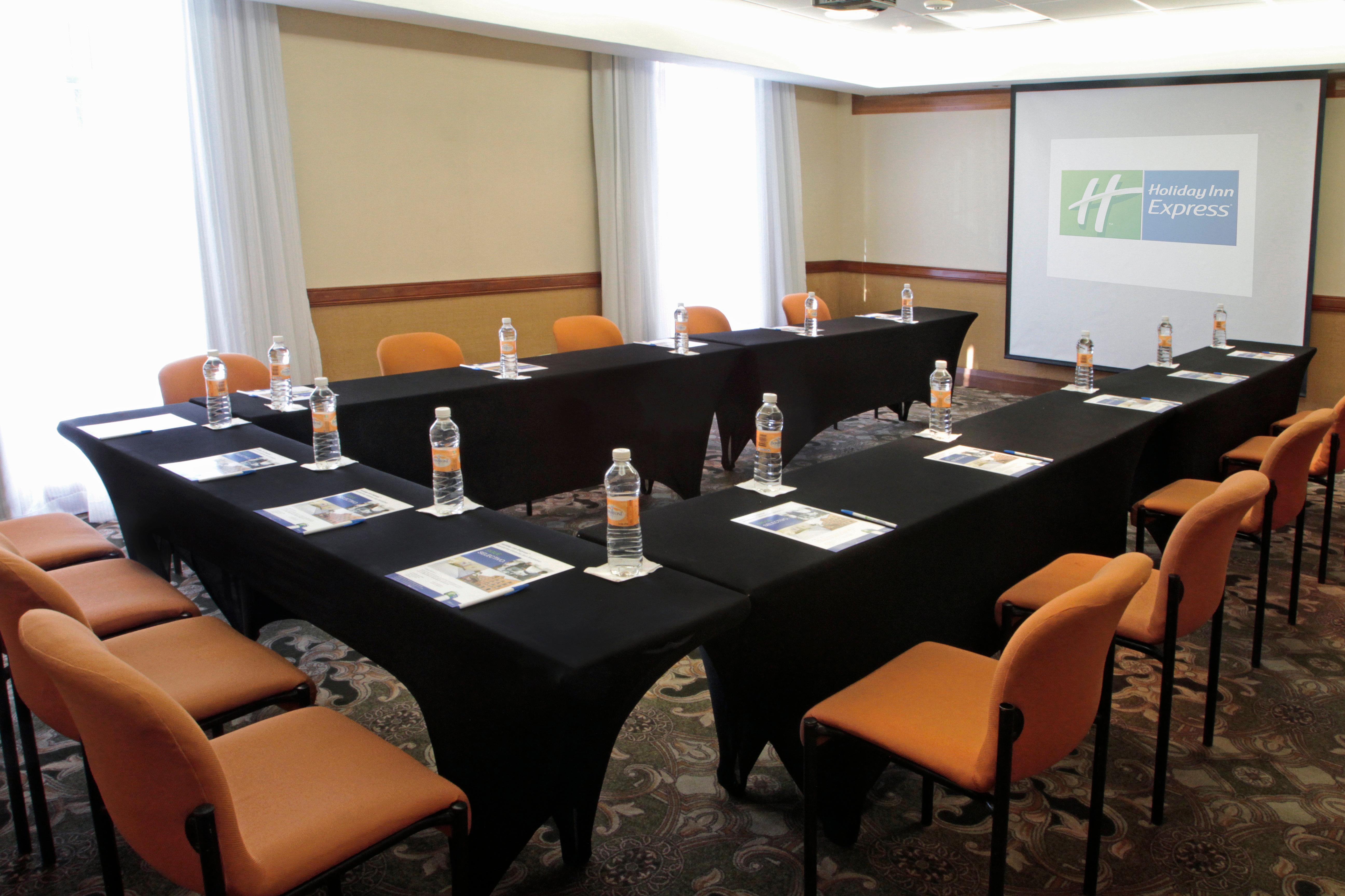 Express Galerias-san Jeronimo By Ihg Hotel 4*