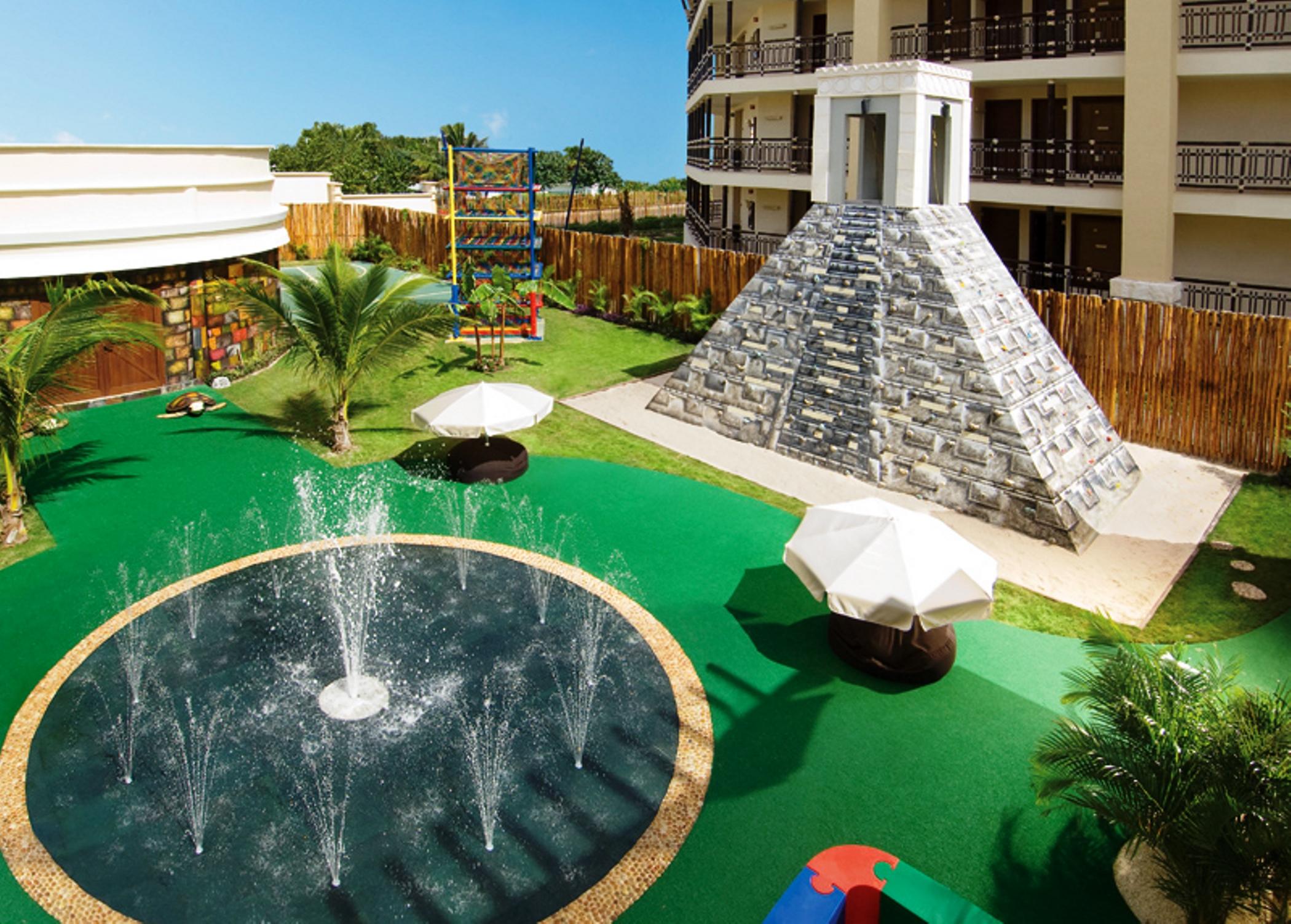 Resort Dreams Riviera Cancun &