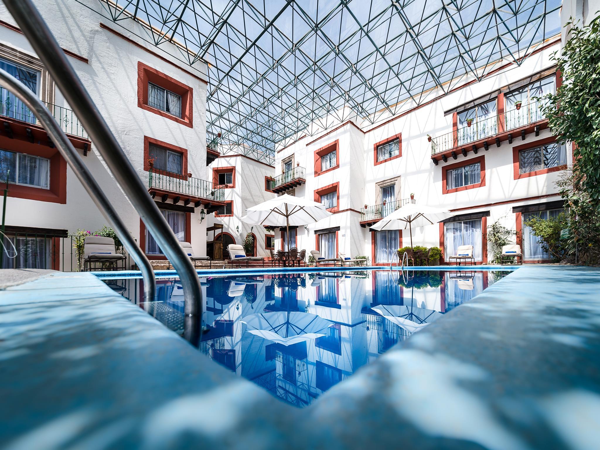 Hotel Mision