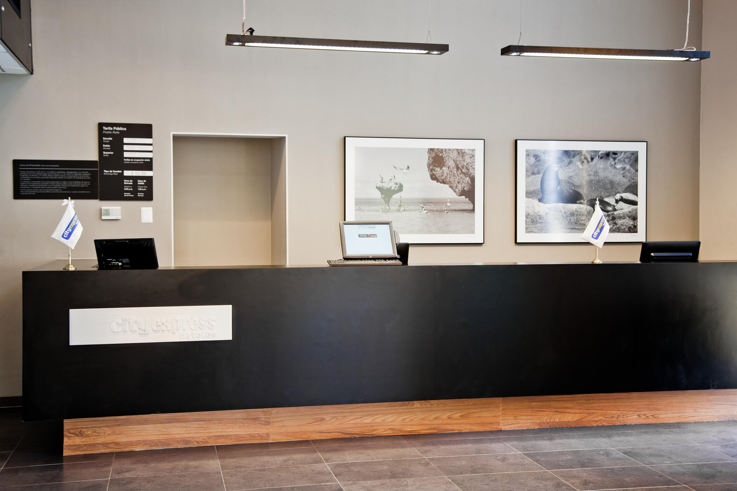 Express By Marriott Hotel 4*