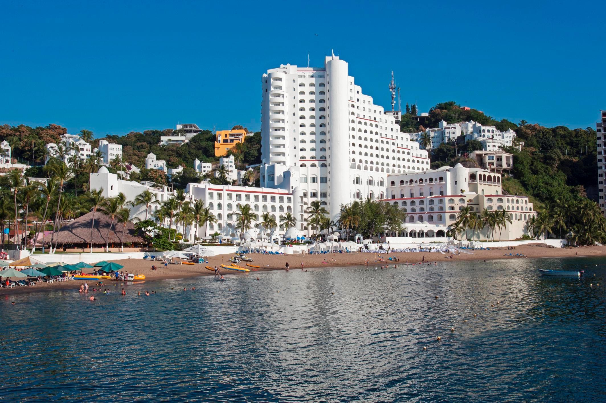 Resort Tesoro