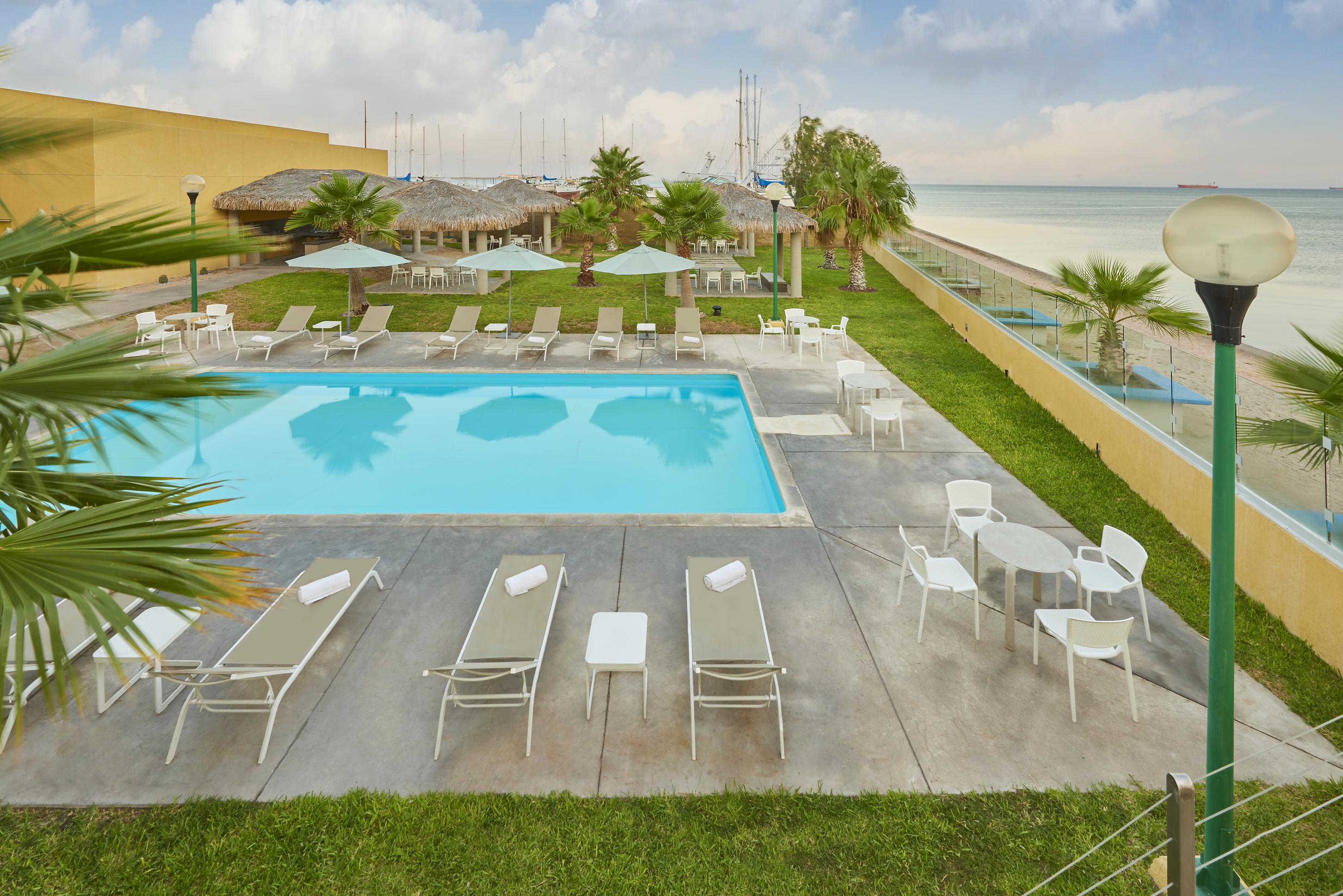 Express By Marriott Hotel 4*