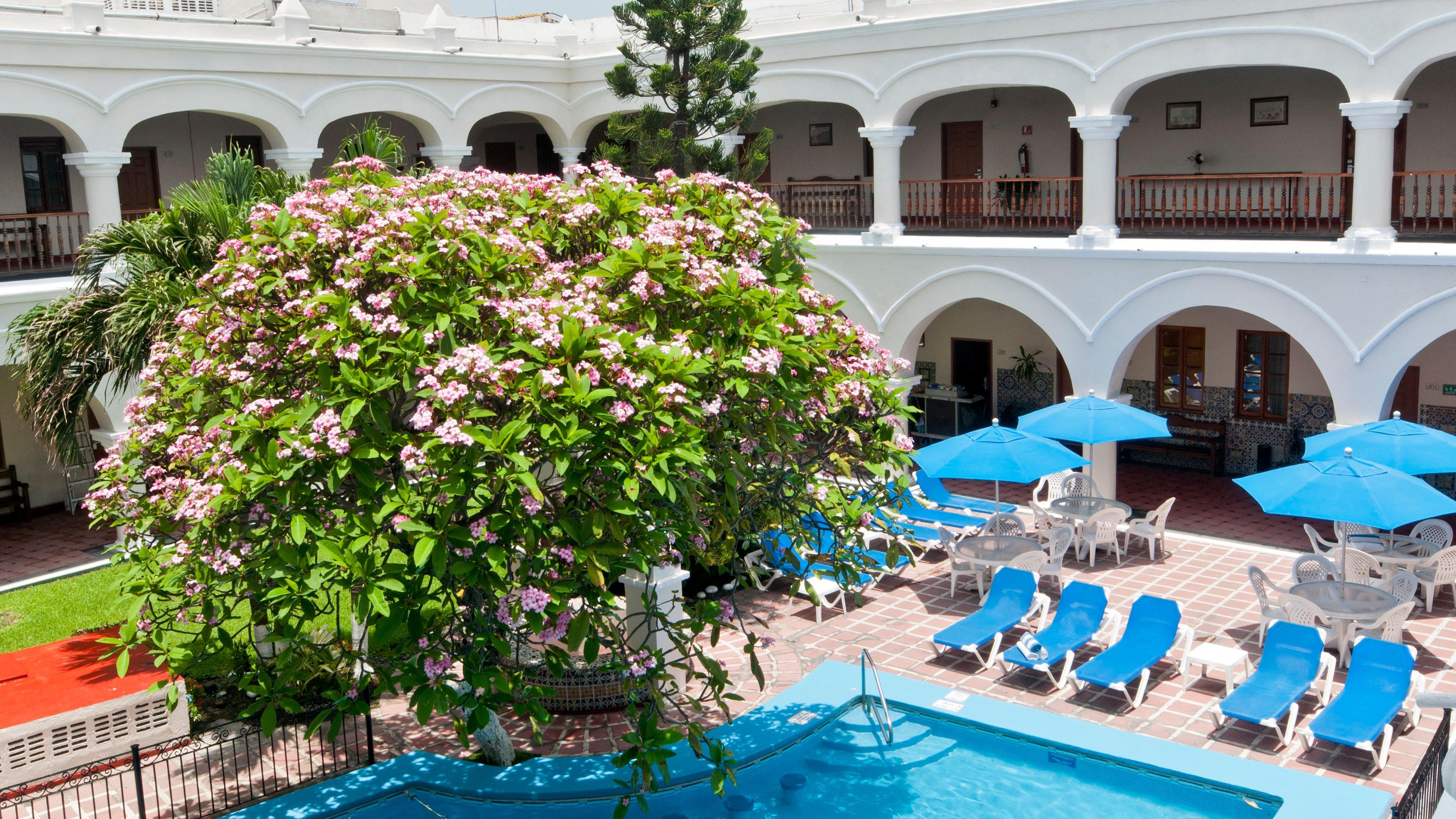 Hotel Veracruz-centro Historico By Ihg 5*
