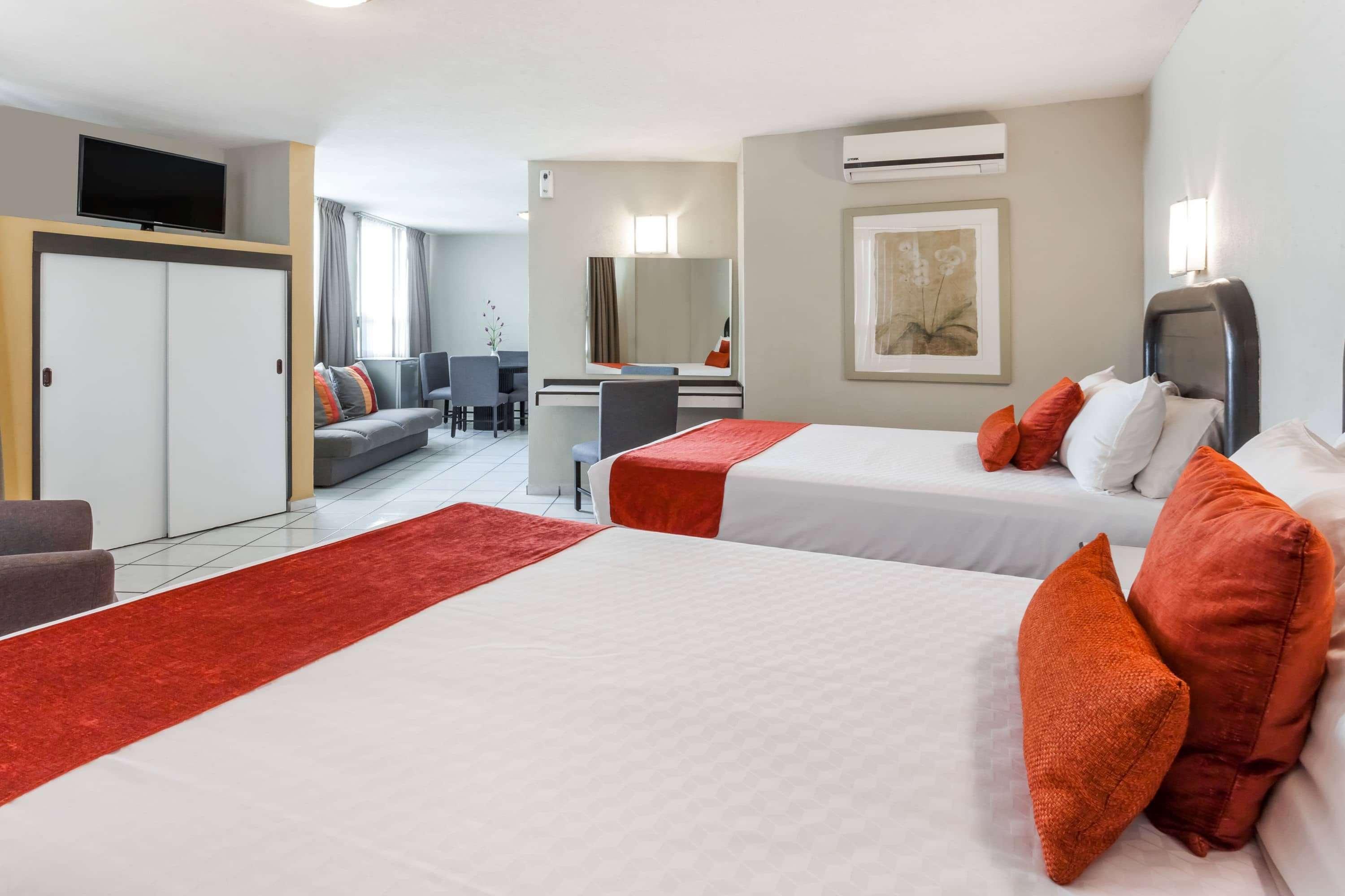 Howard Johnson By Wyndham Guanajuato Avenida 3*