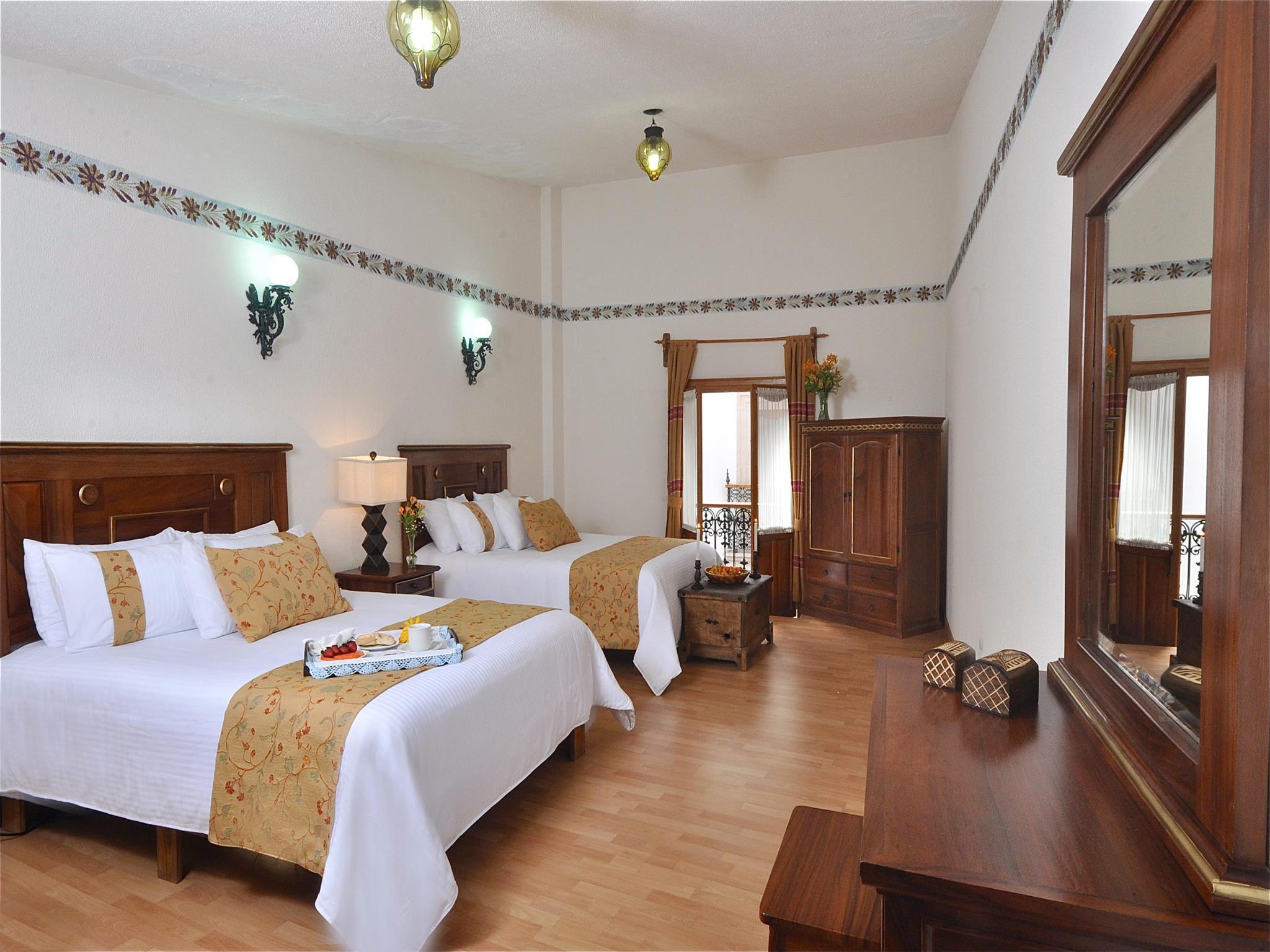 Mision Centro Historico Hotel 4*