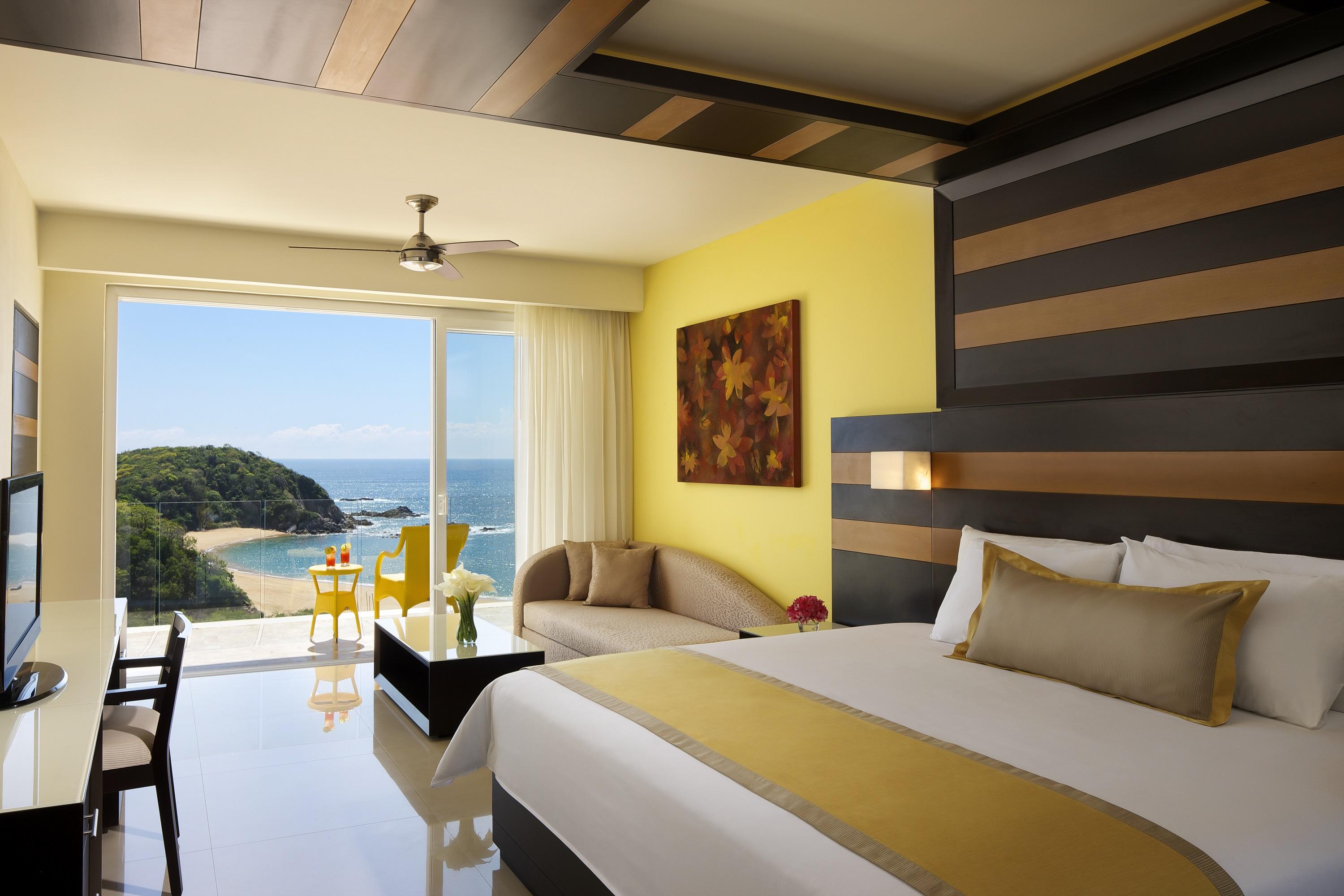 Resort Secrets Huatulco & (adults Only)