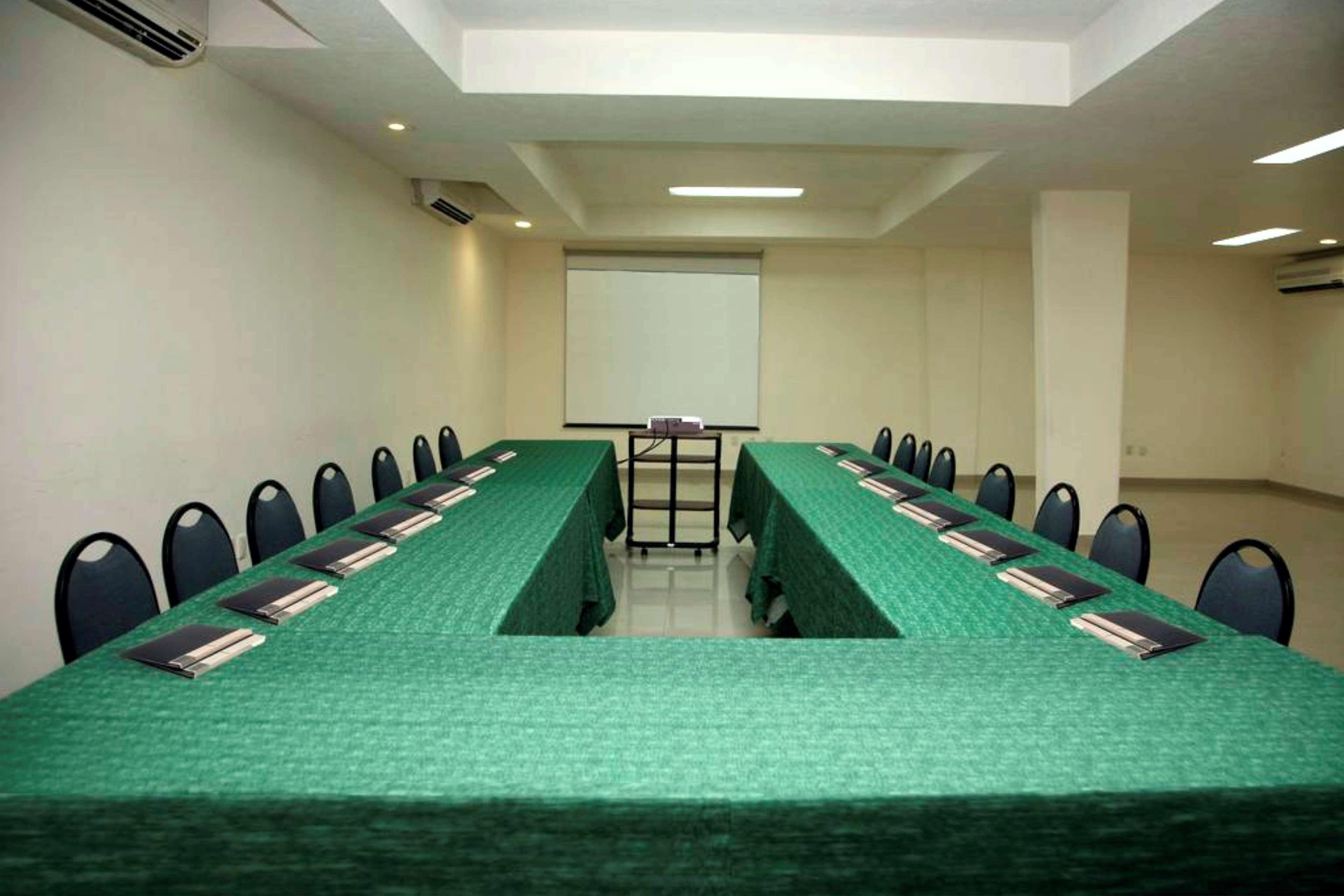 Centro Hotel