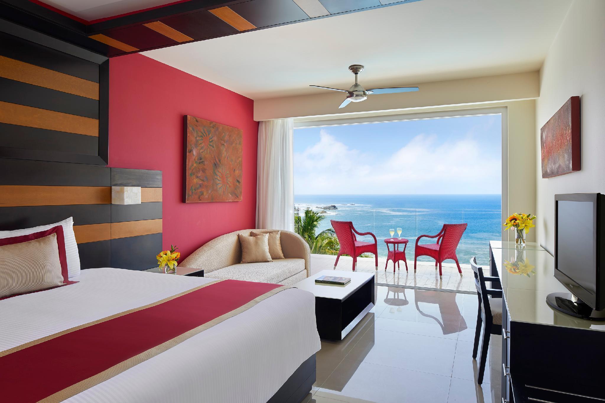 Secrets Huatulco & (adults Only) Resort