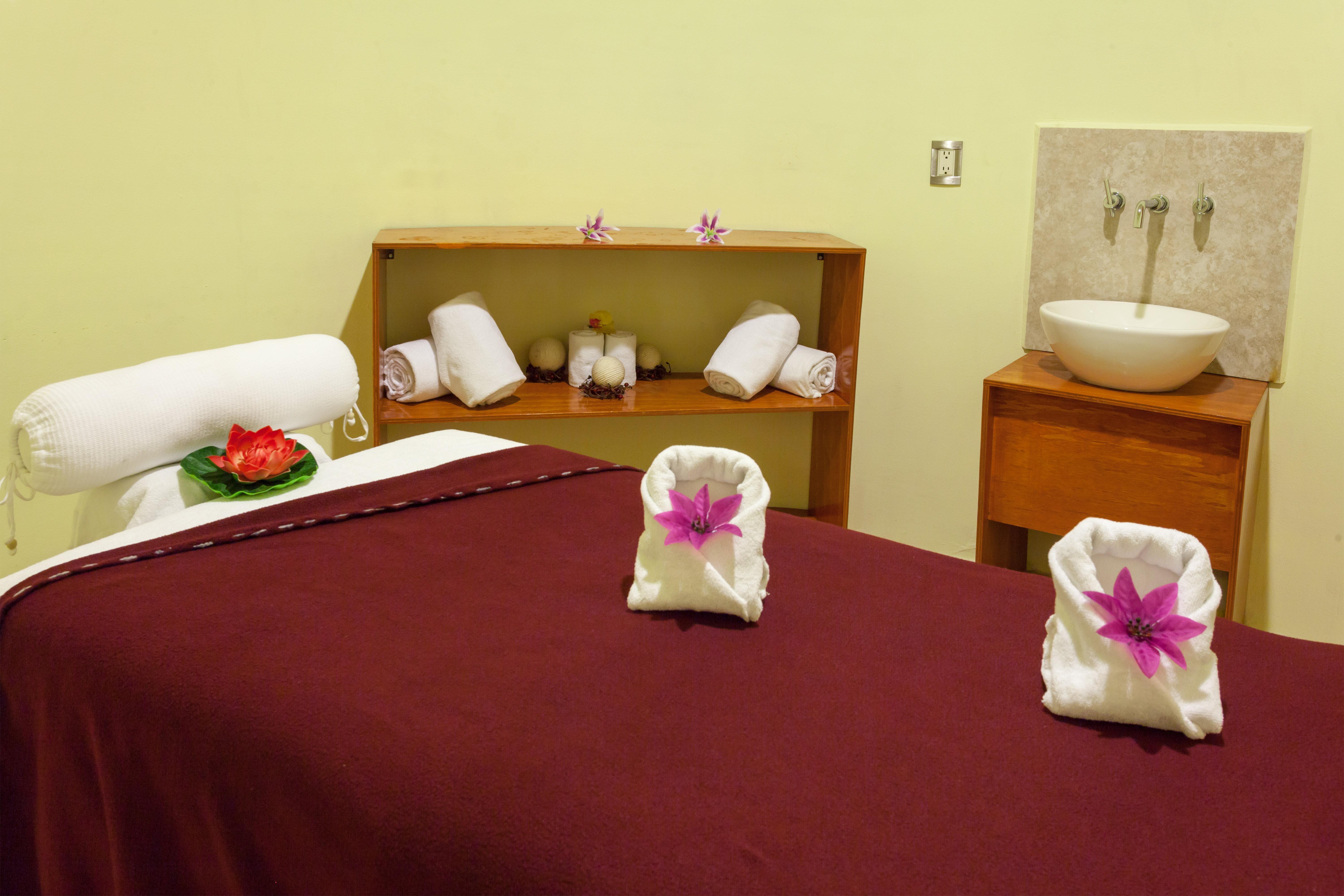 Finsa By Ihg Hotel 4*