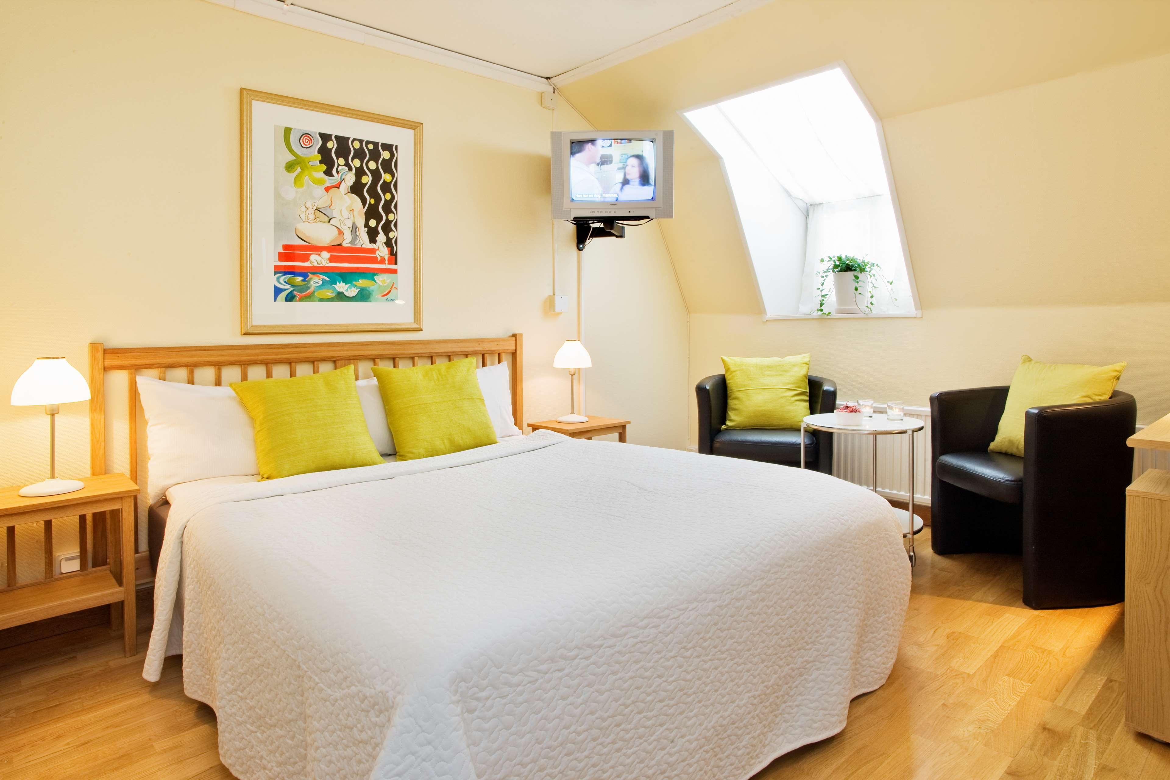 Hotel Western Plaza Florida & Tower 3*