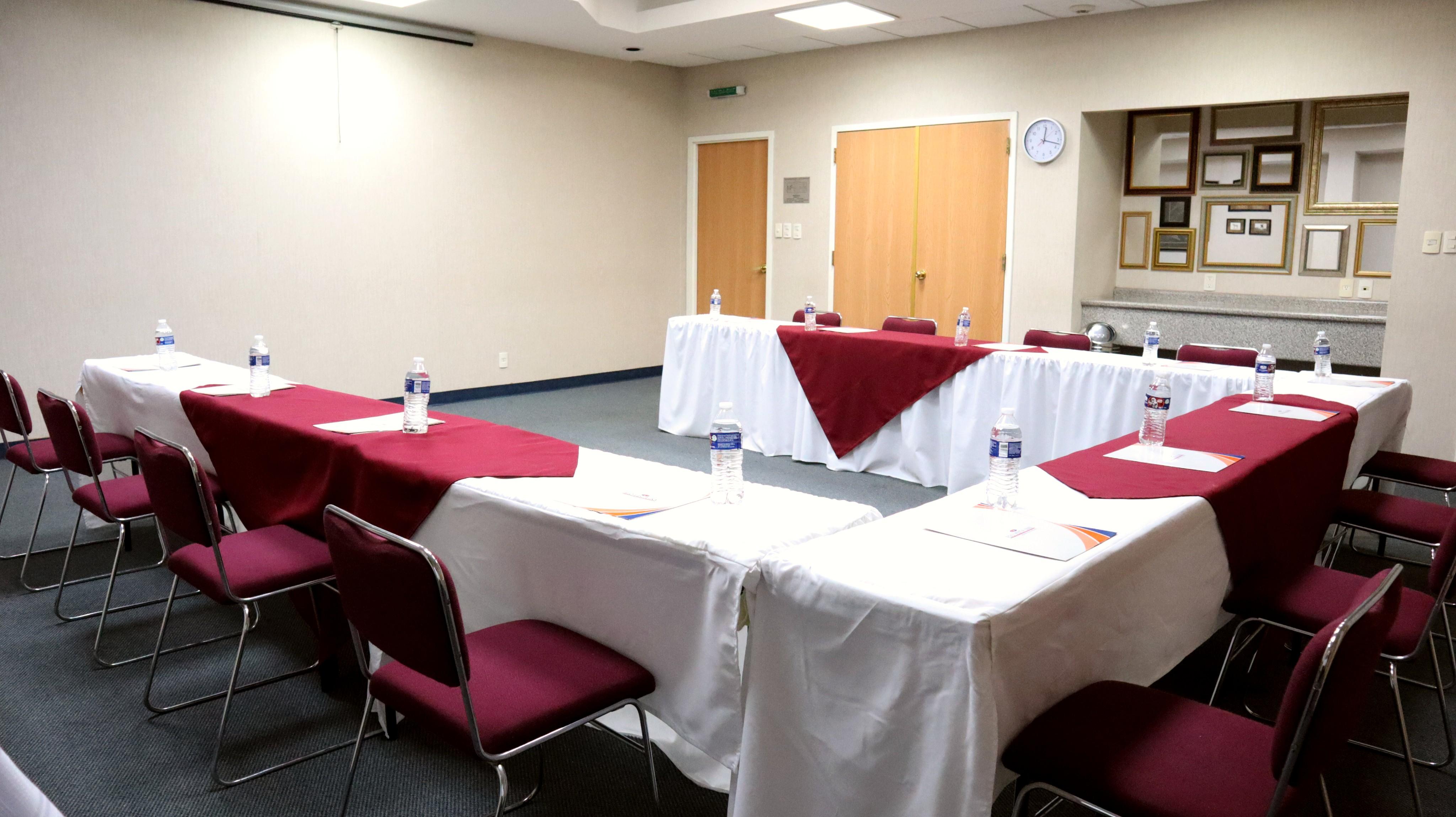 Rio Vista Business High Class Hotel 4*