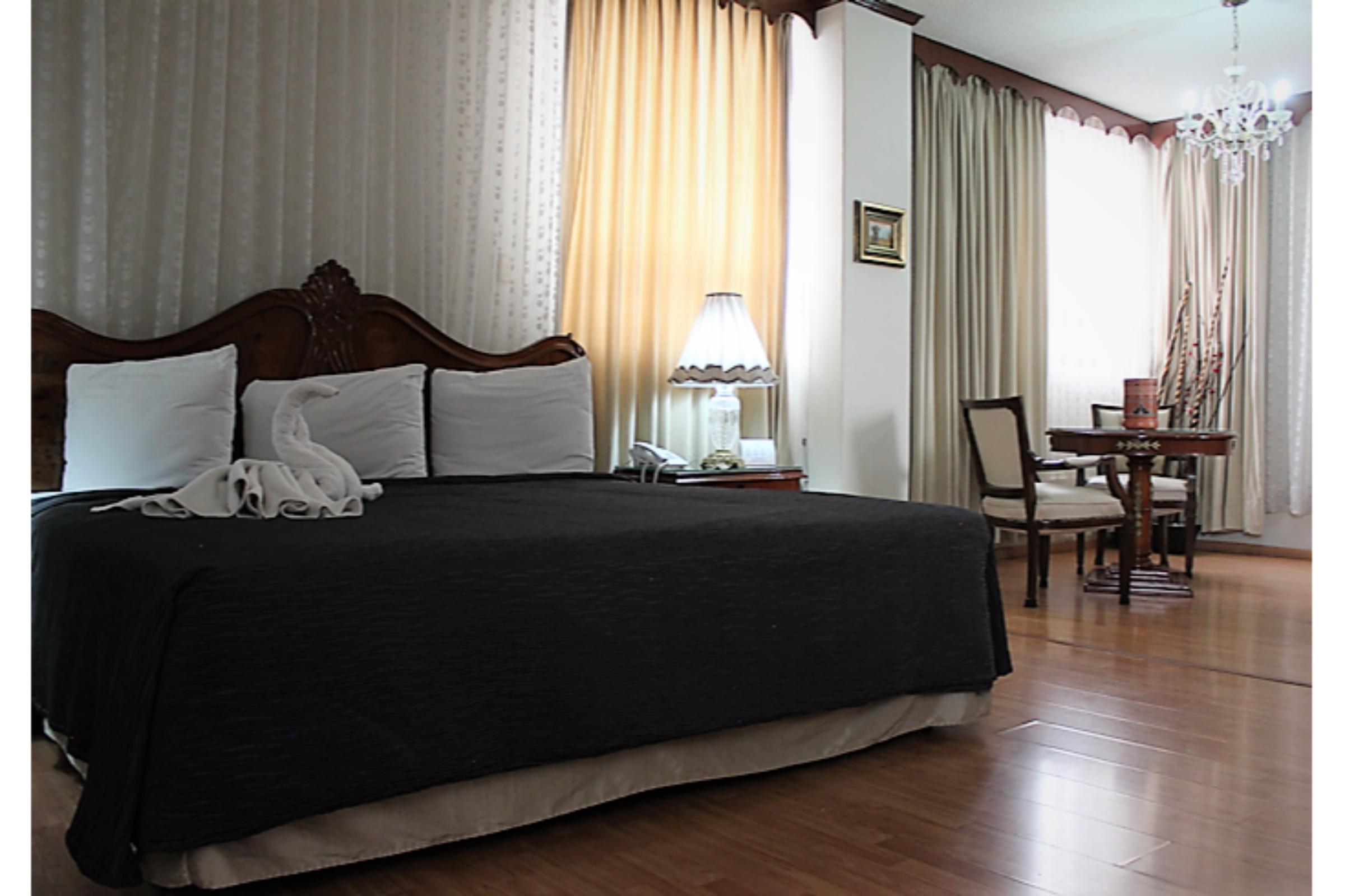 Aristos Hotel Puebla