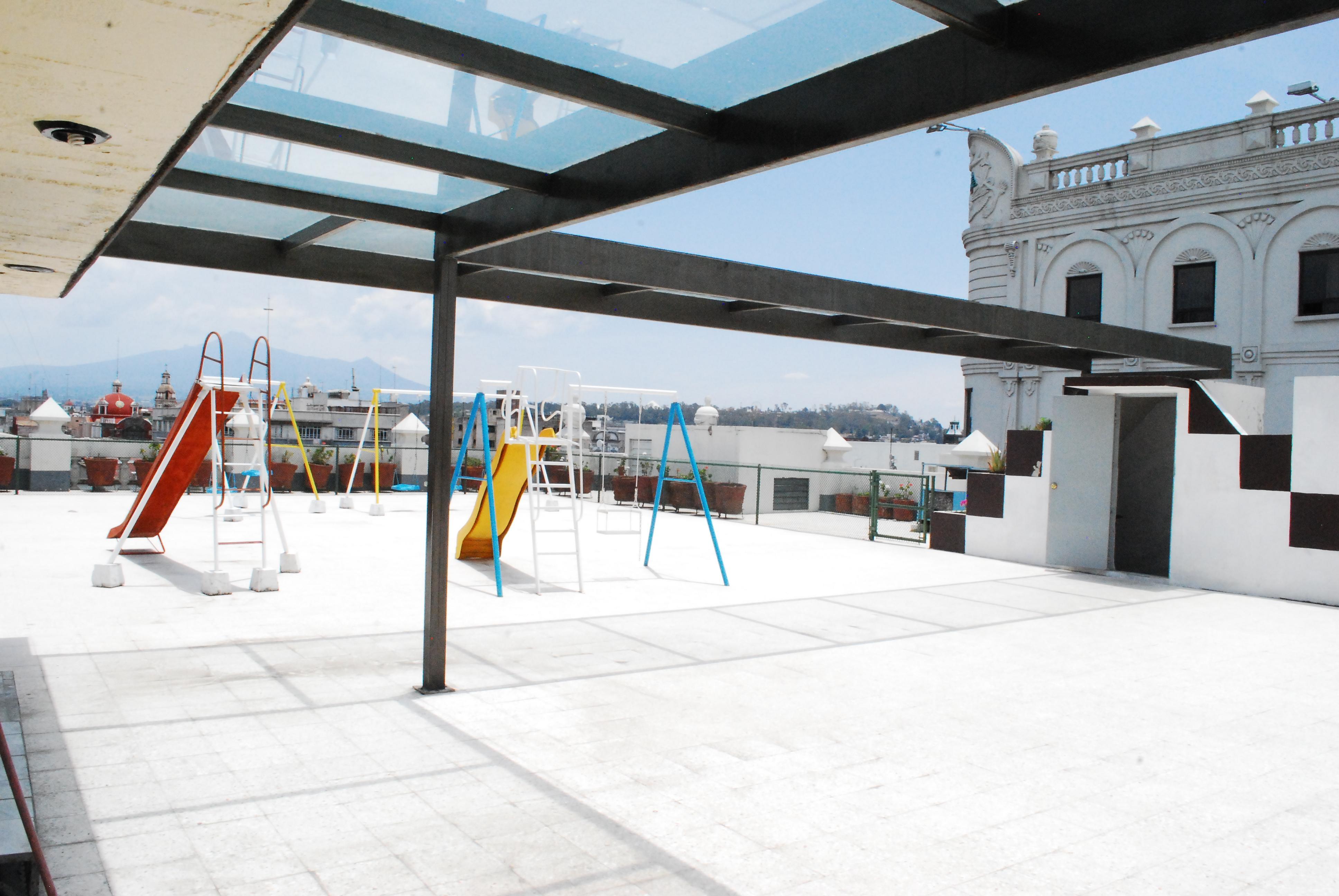 Aristos Hotel