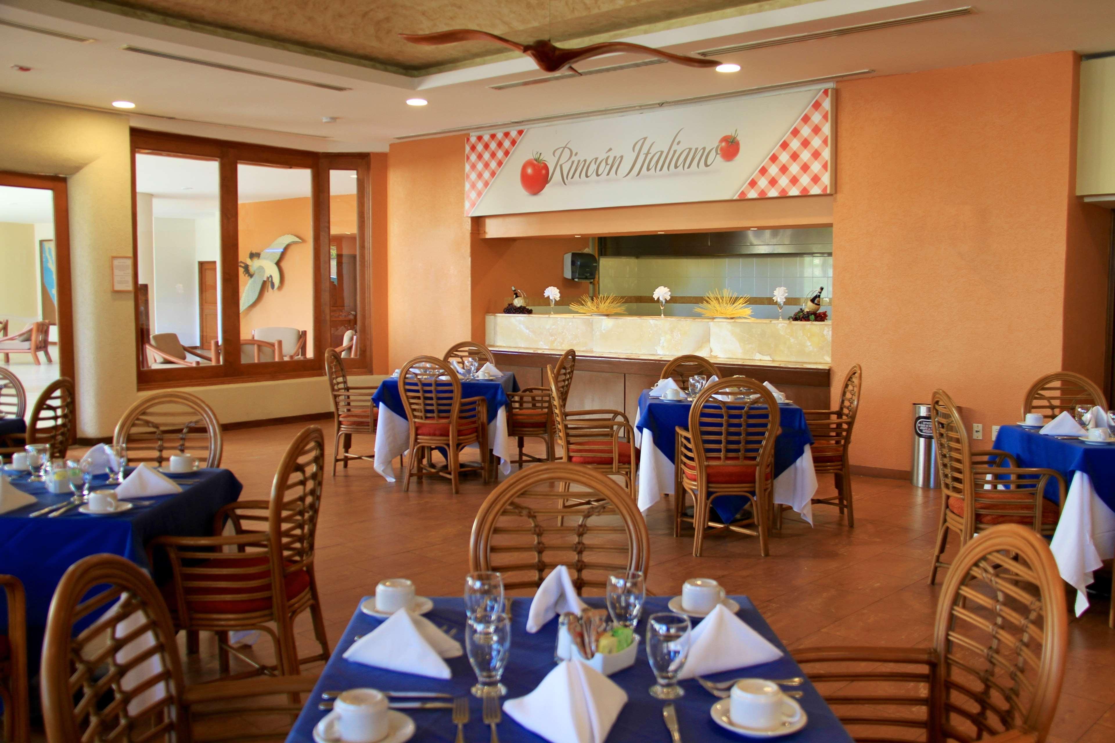 Gr Solaris Lighthouse Resort