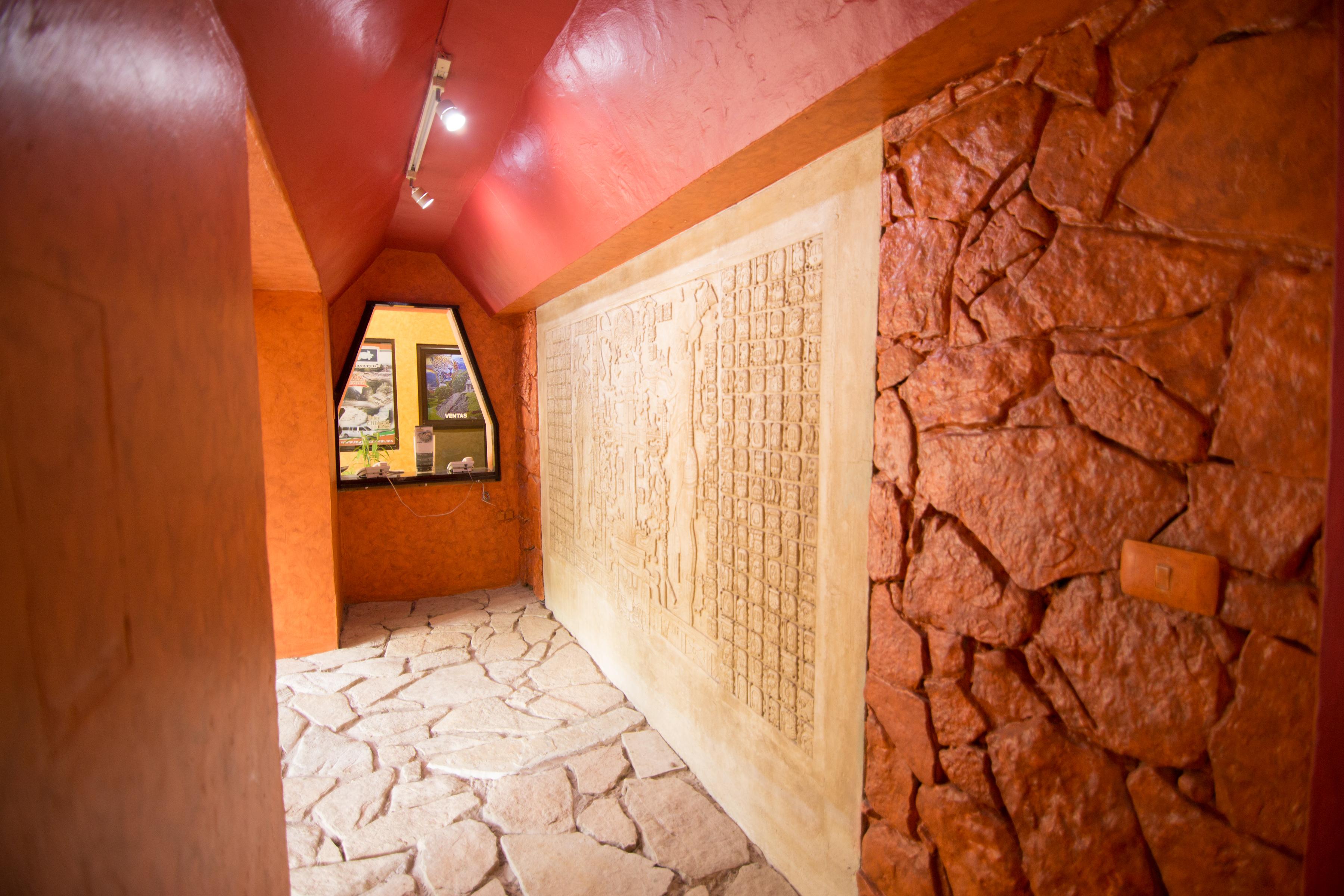 Hotel Maya Tulipanes