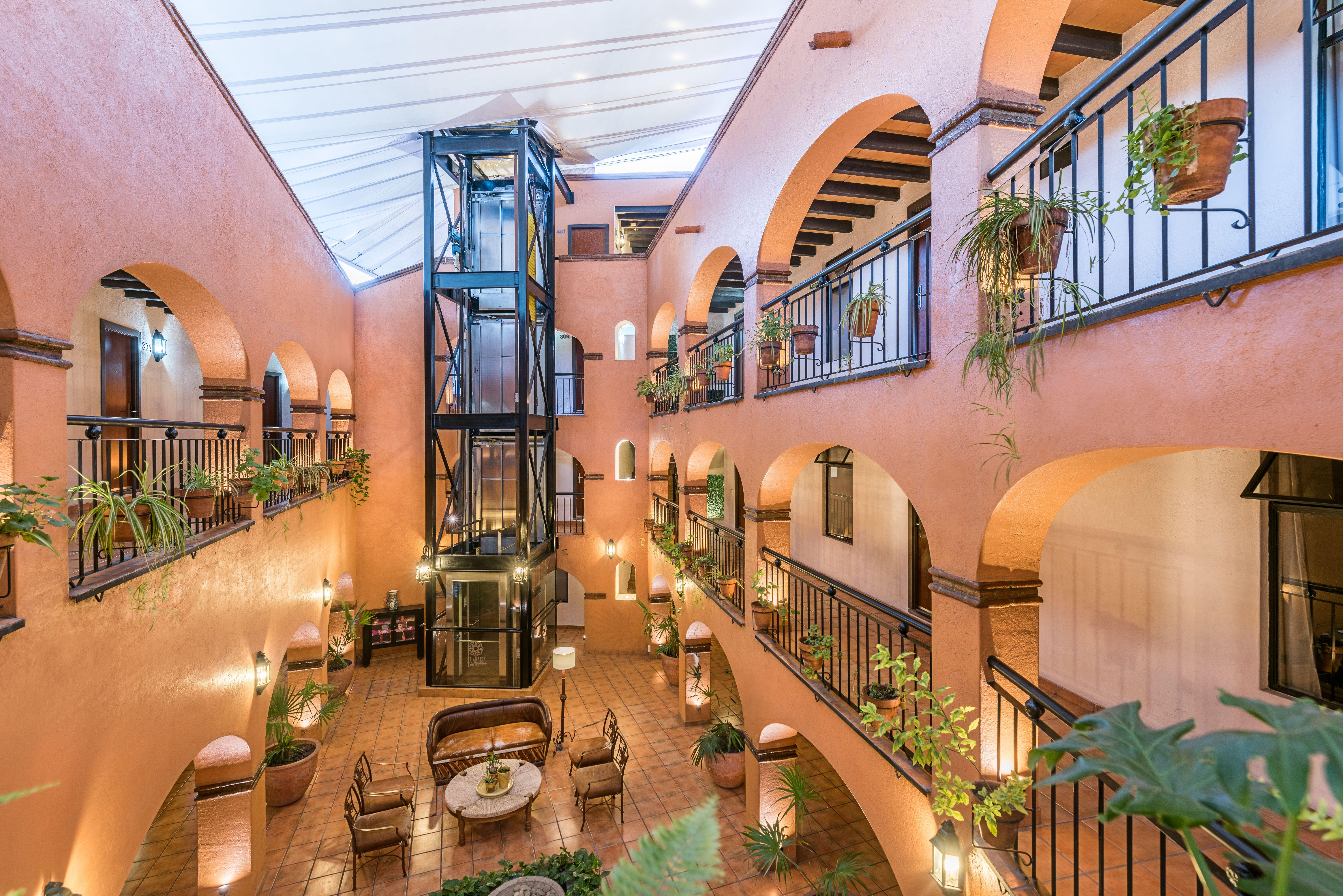 Abadia Tradicional Hotel 4*