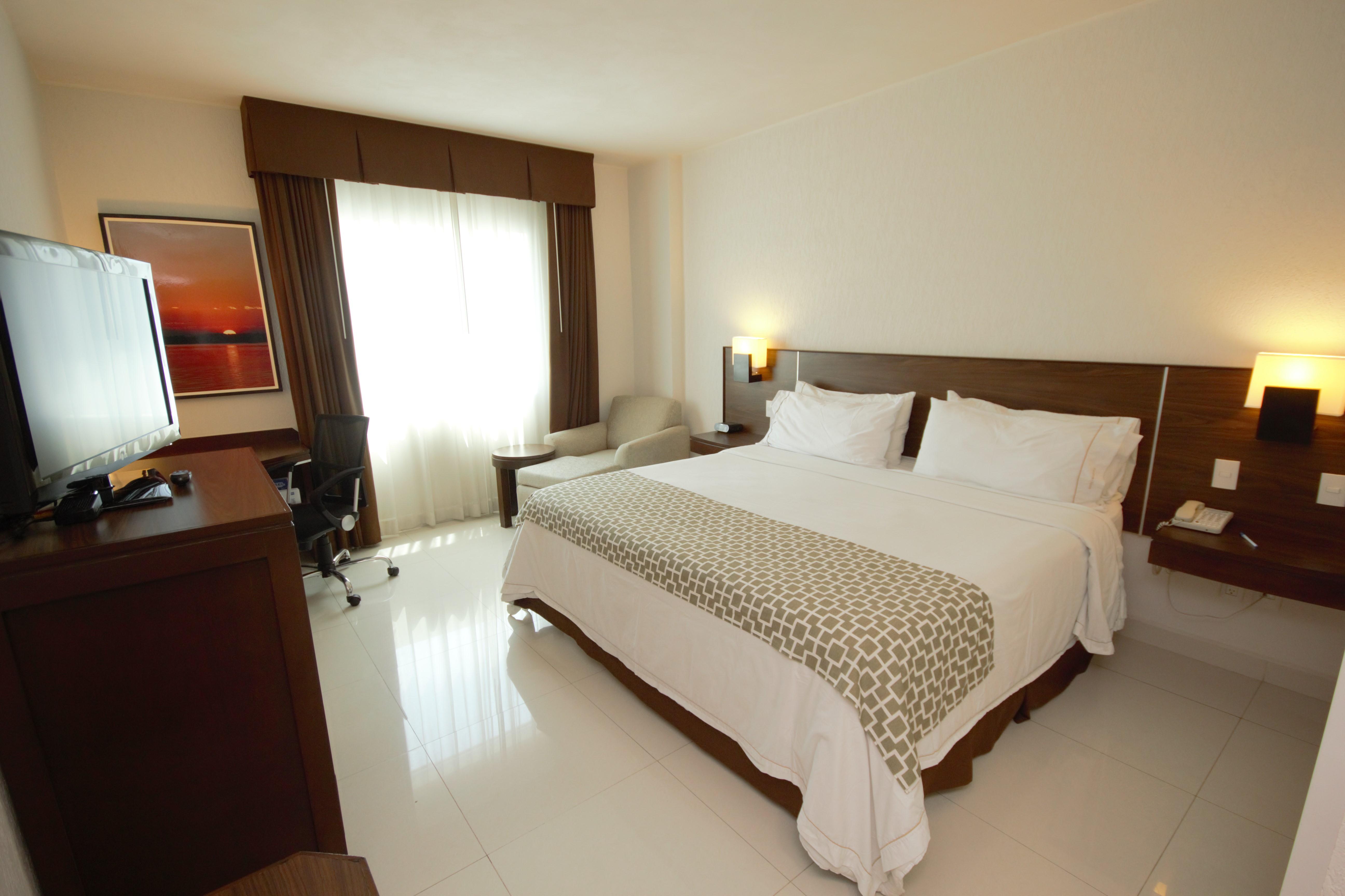 Hotel Express La Marimba By Ihg