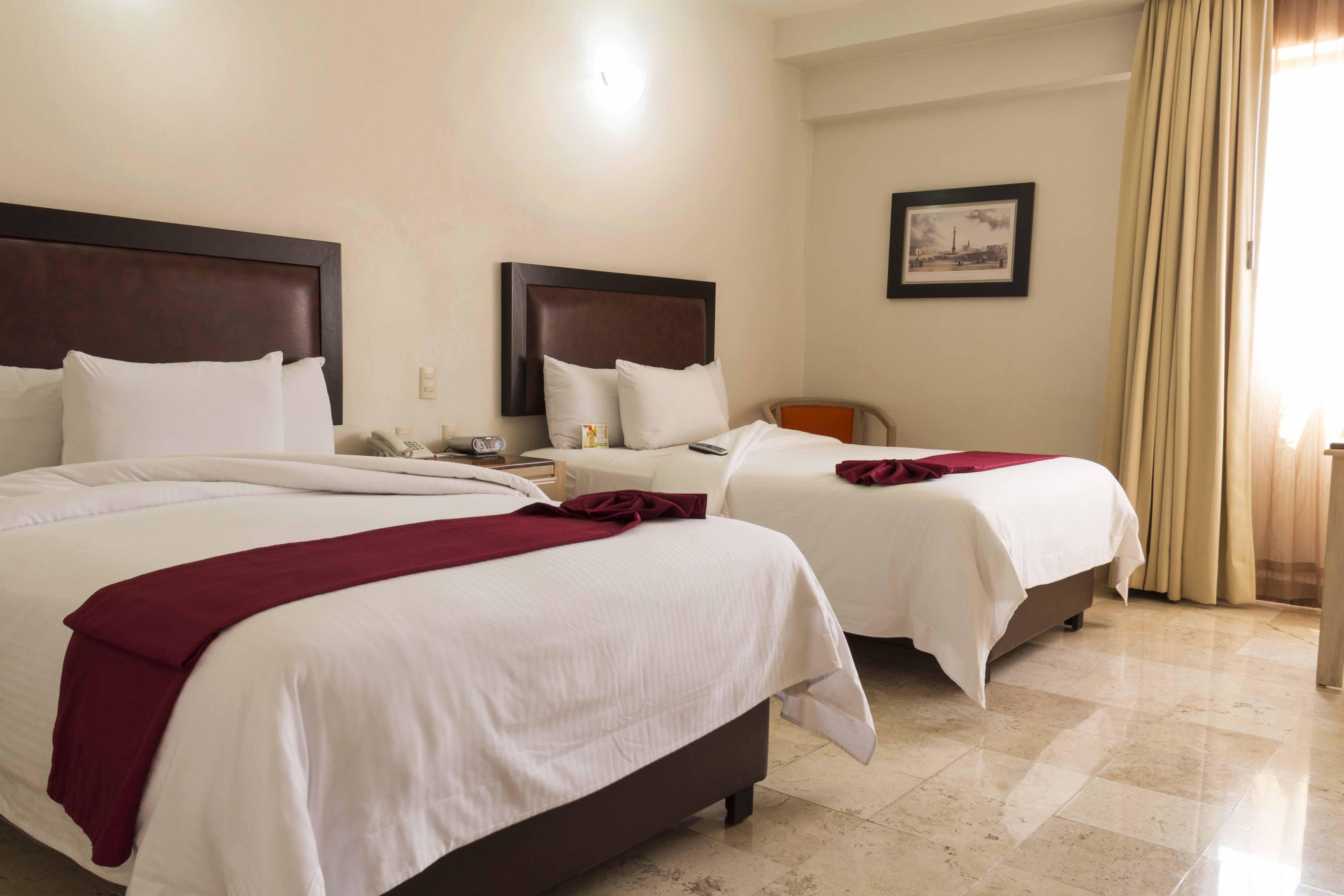 Hotel Imperio De Angeles Executive Poliforum Leon