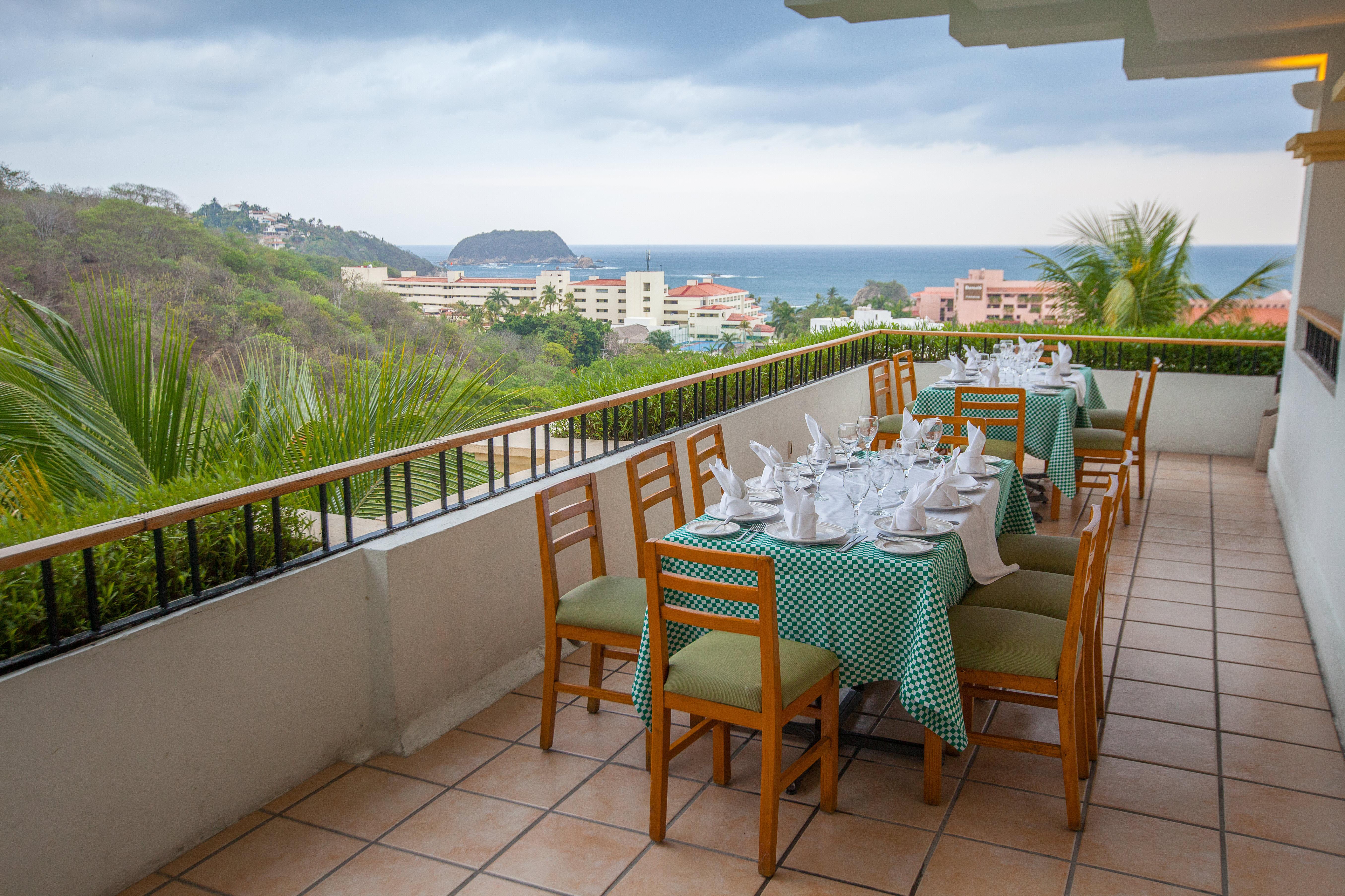 Park Royal Huatulco Resort 4*