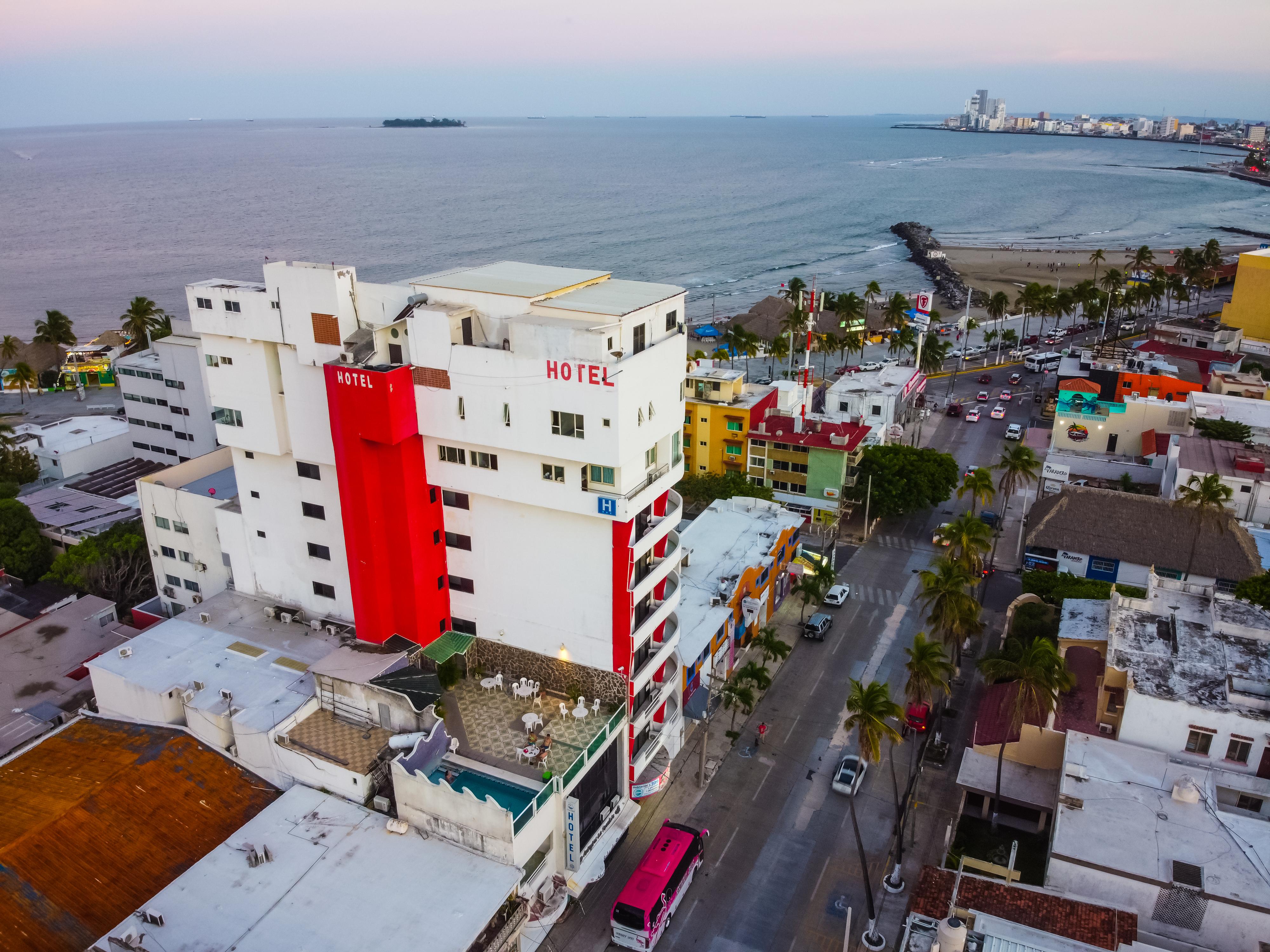 Ziami Hotel 3*
