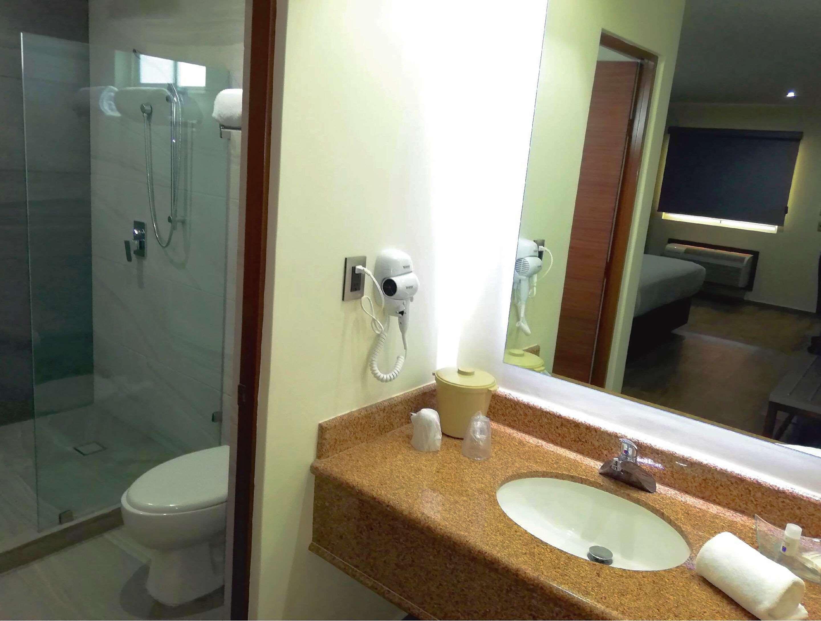 Comfort Monterrey Norte