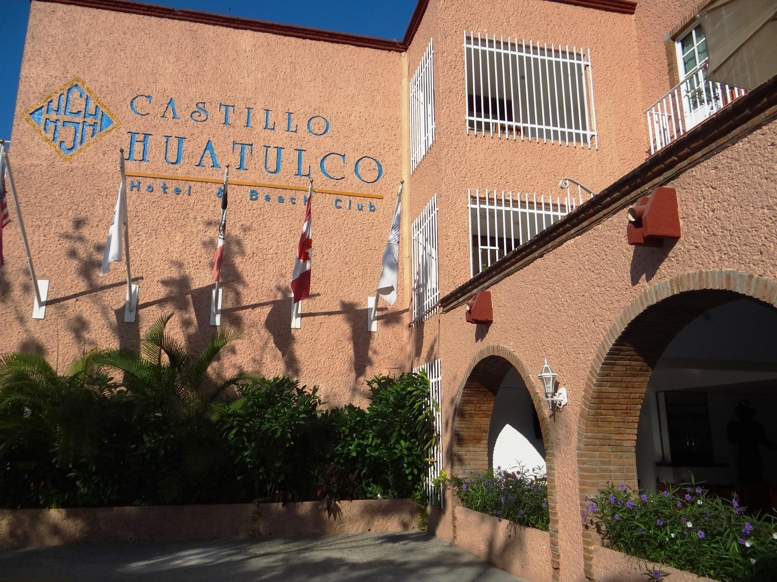 Castillo Huatulco & Club Hotel