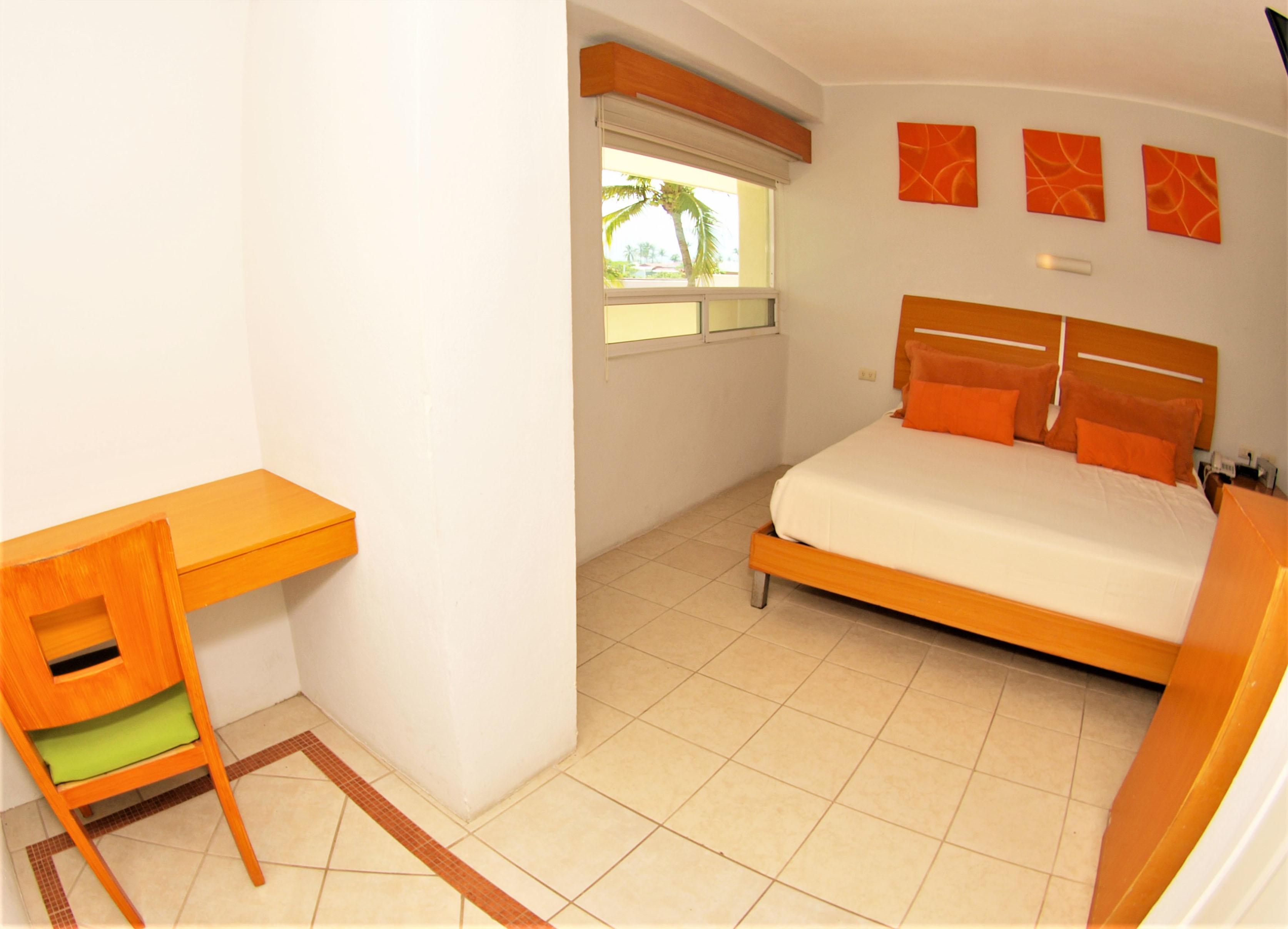 Camino Real Hotel