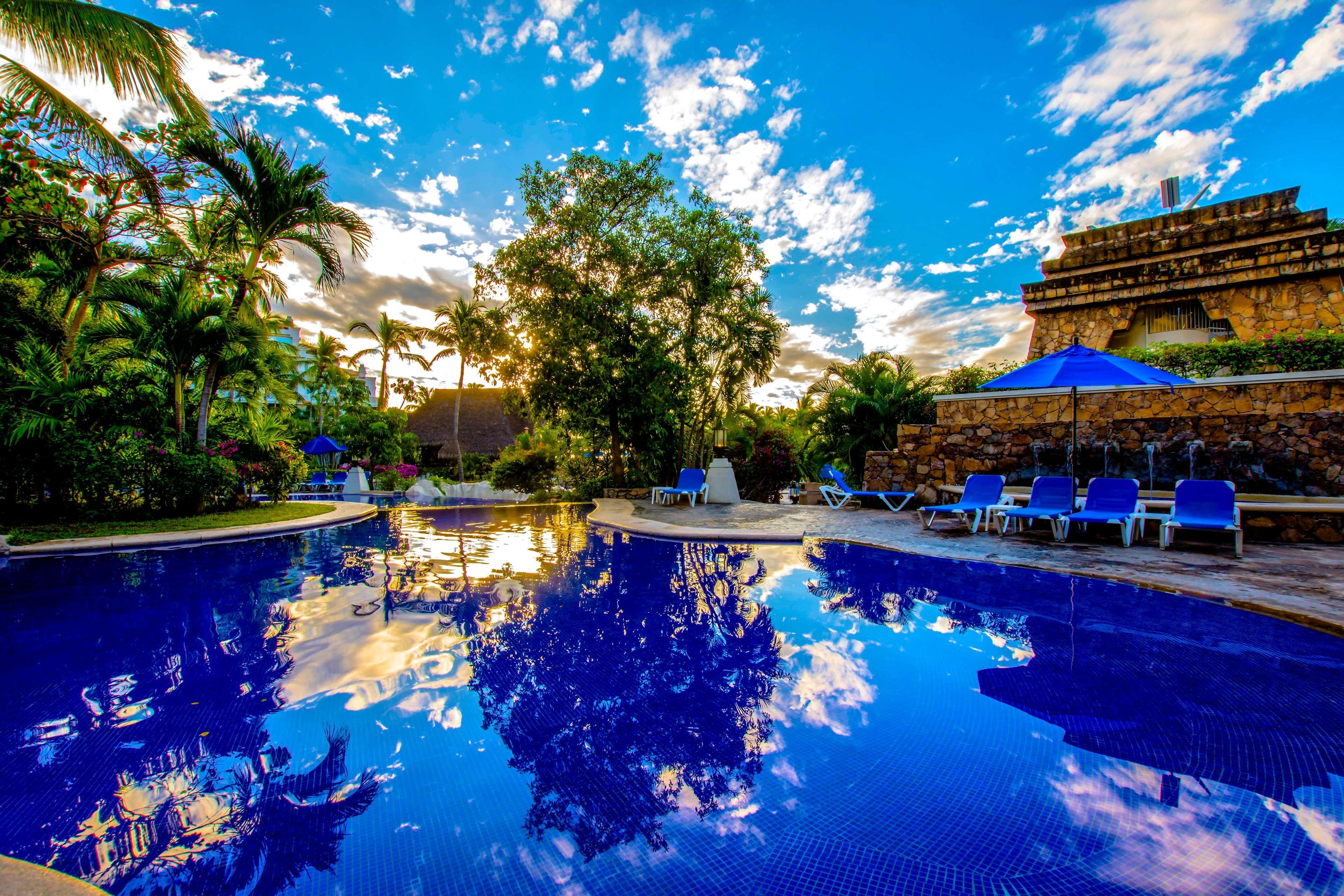 Barcelo Karmina