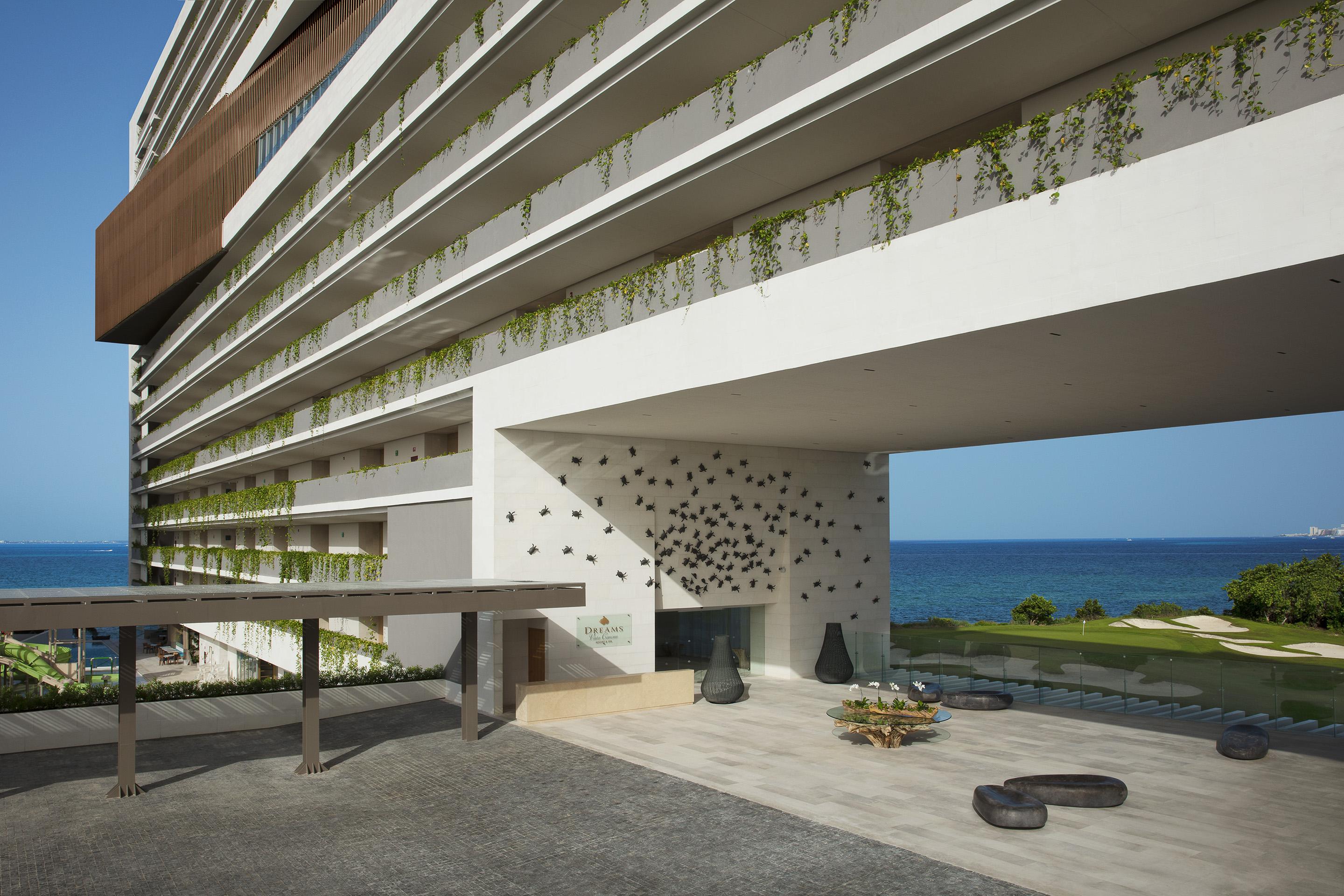 Dreams Vista Golf & 5* Cancun