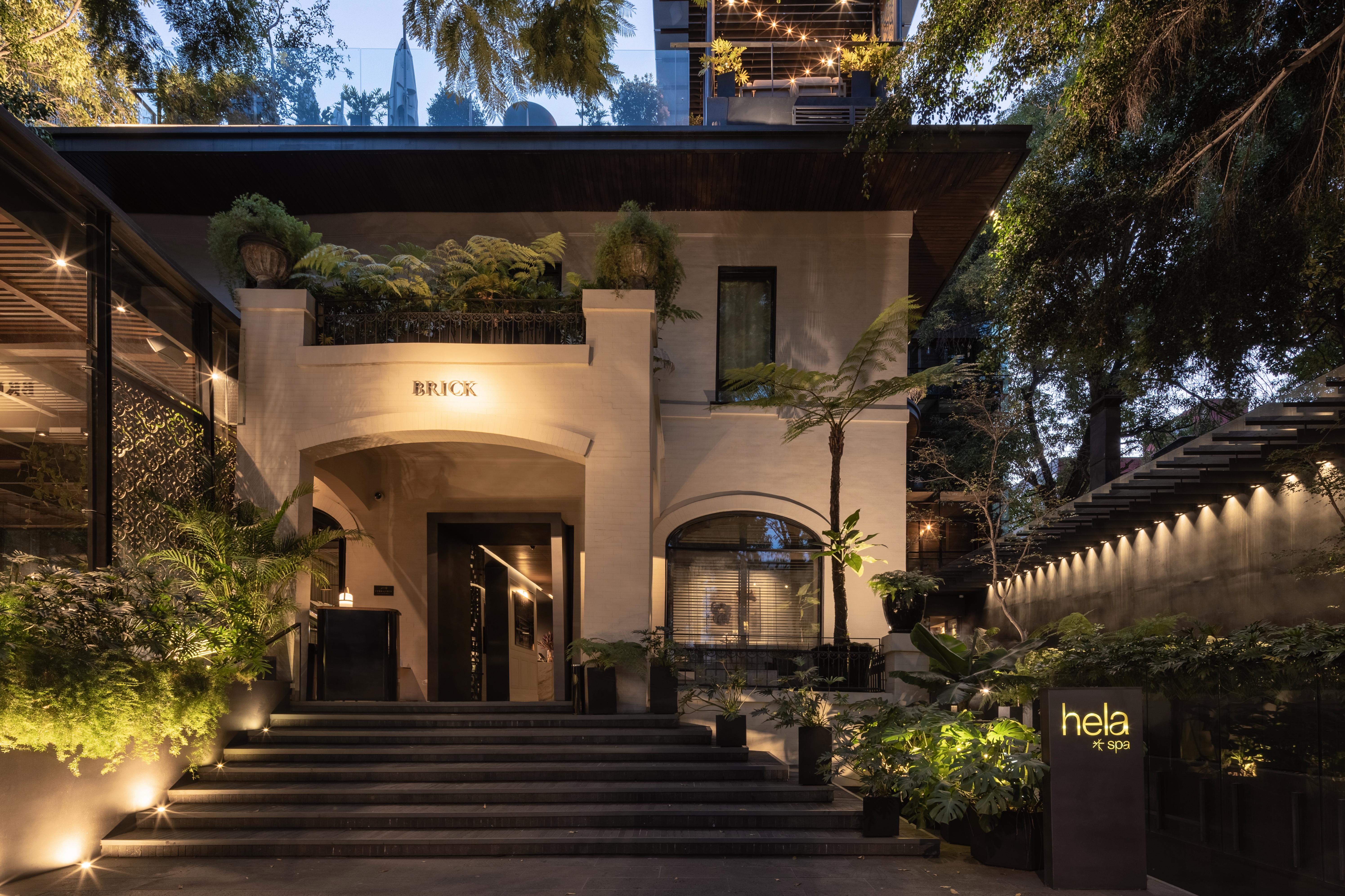 Brick - Small Luxury Of The World Hotel