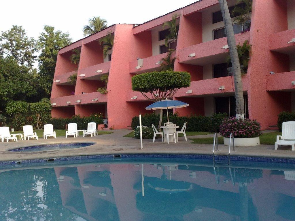 Coral Ixtapa 3*