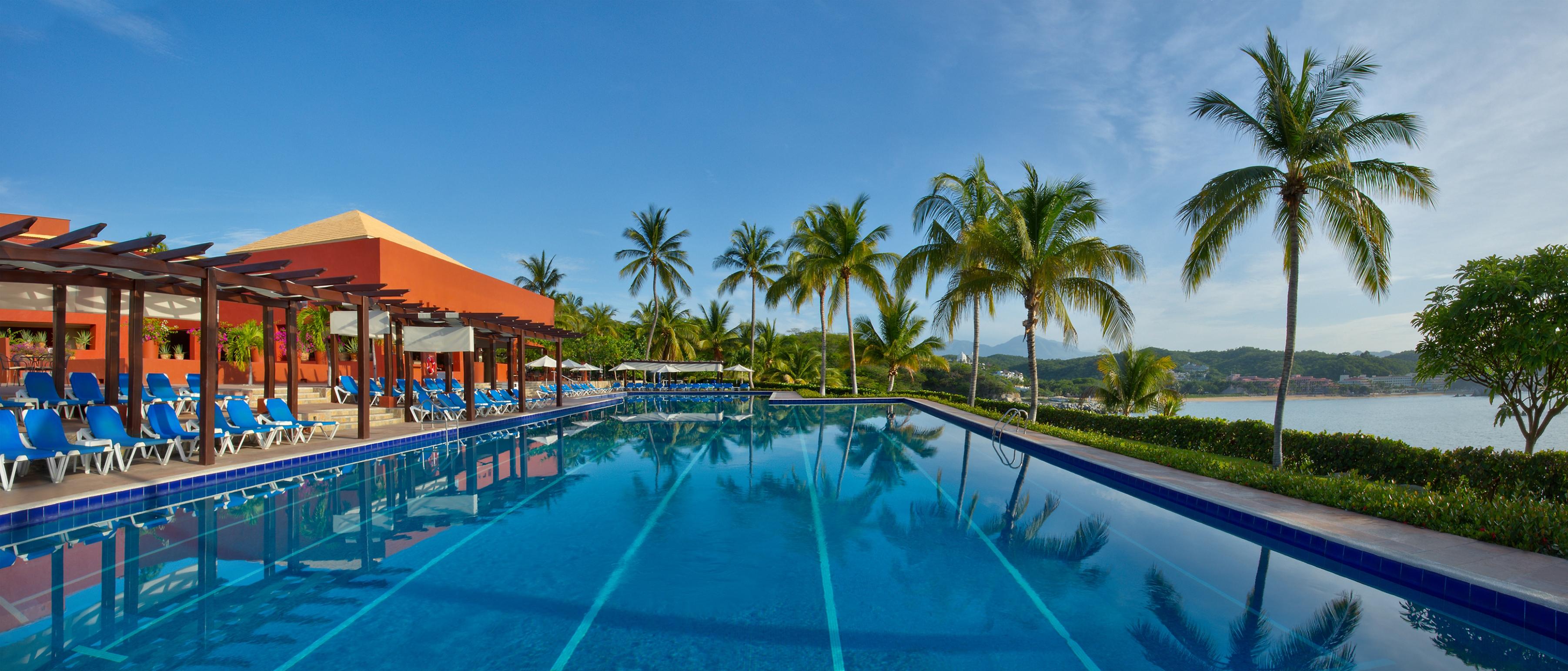 Brisas Huatulco Resort 5*