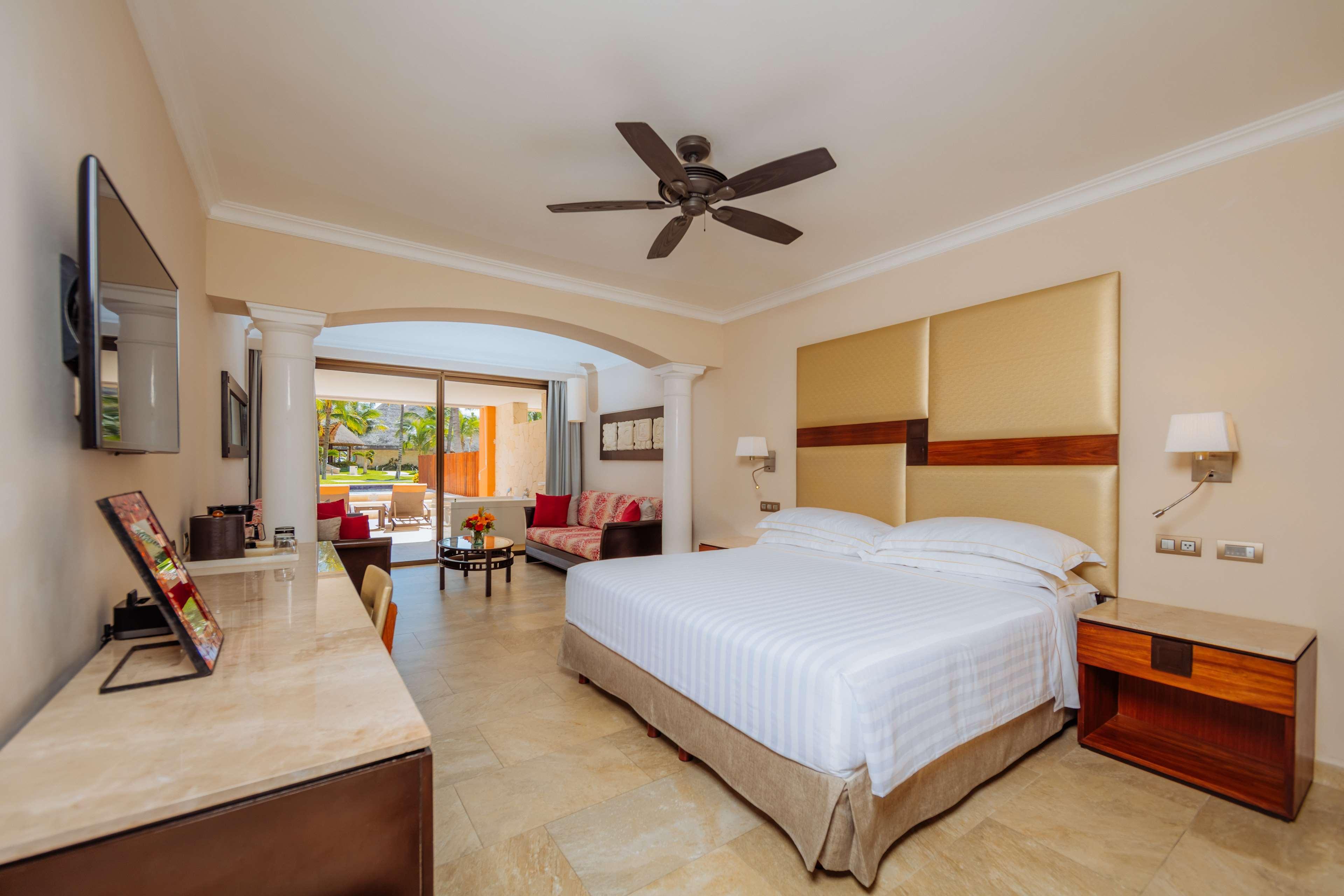 Resort Barcelo Maya Caribe