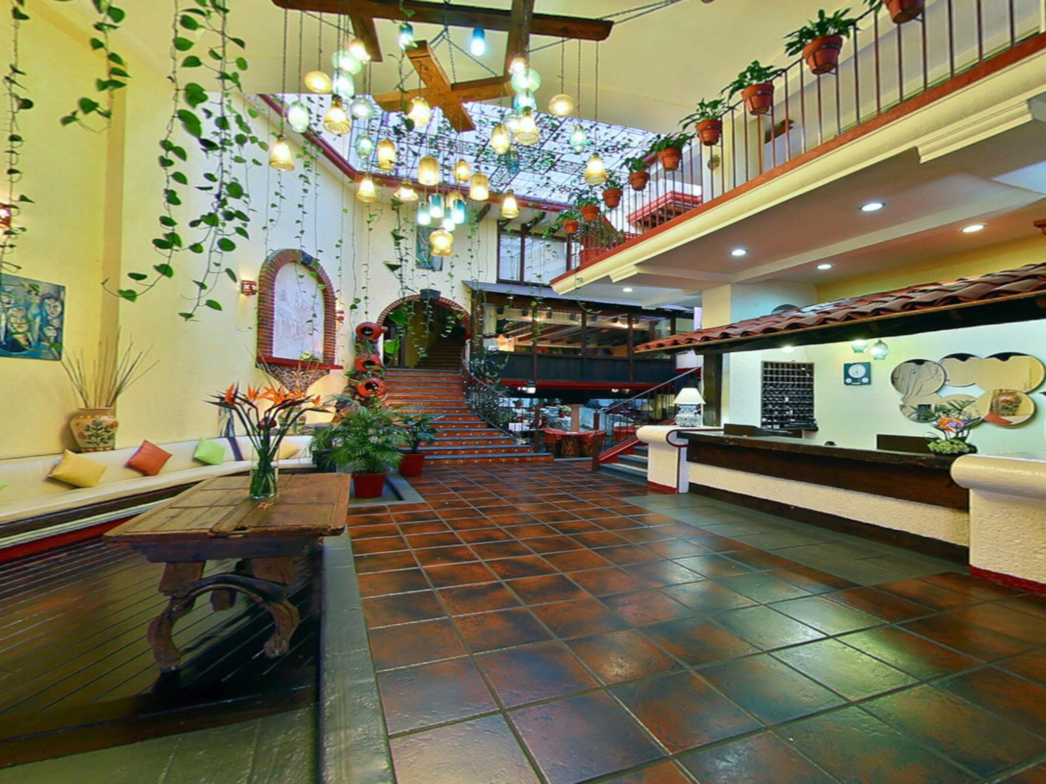 Hotel Mision 4*