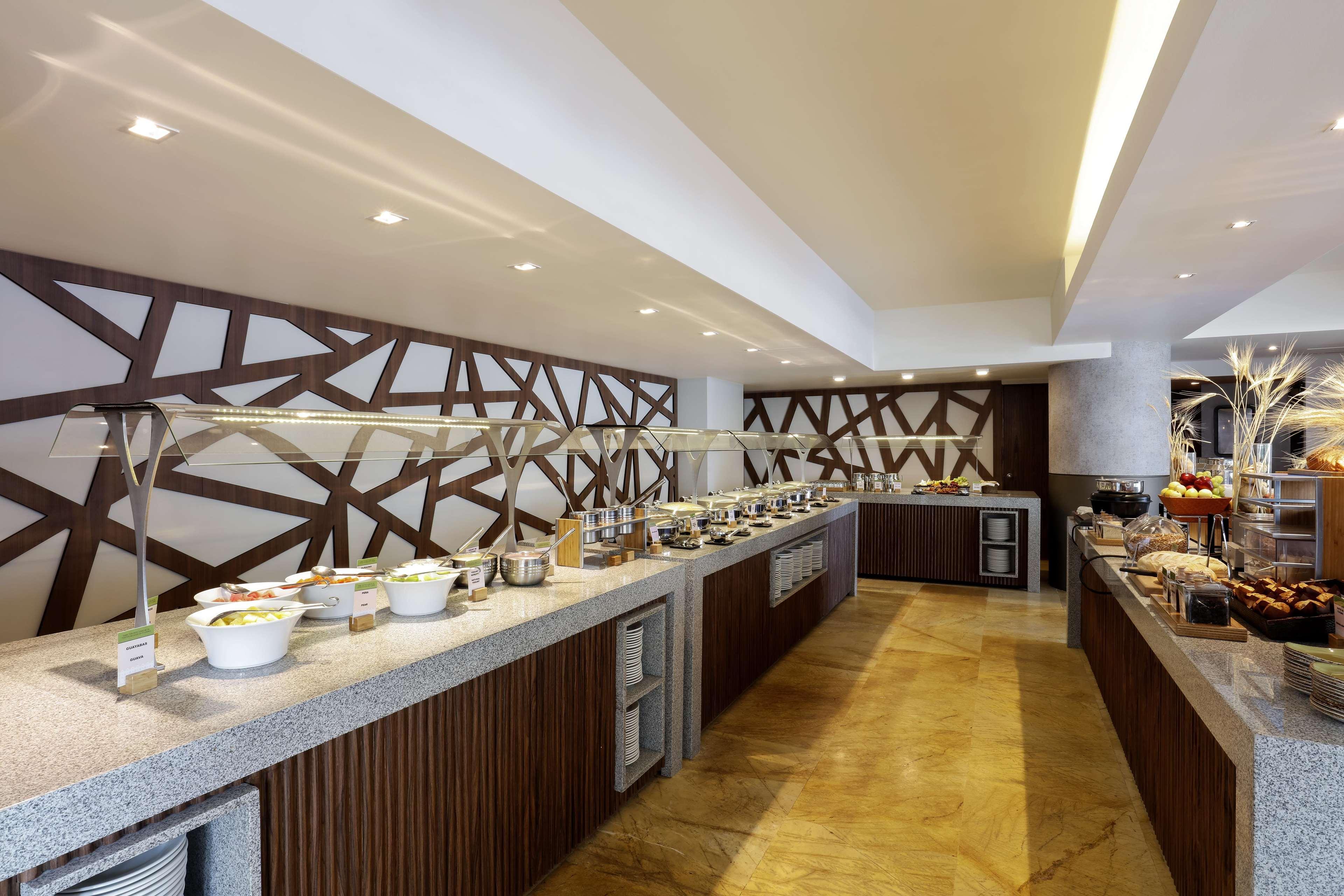 Doubletree By Hilton Santa Fe Hotel Mexico City