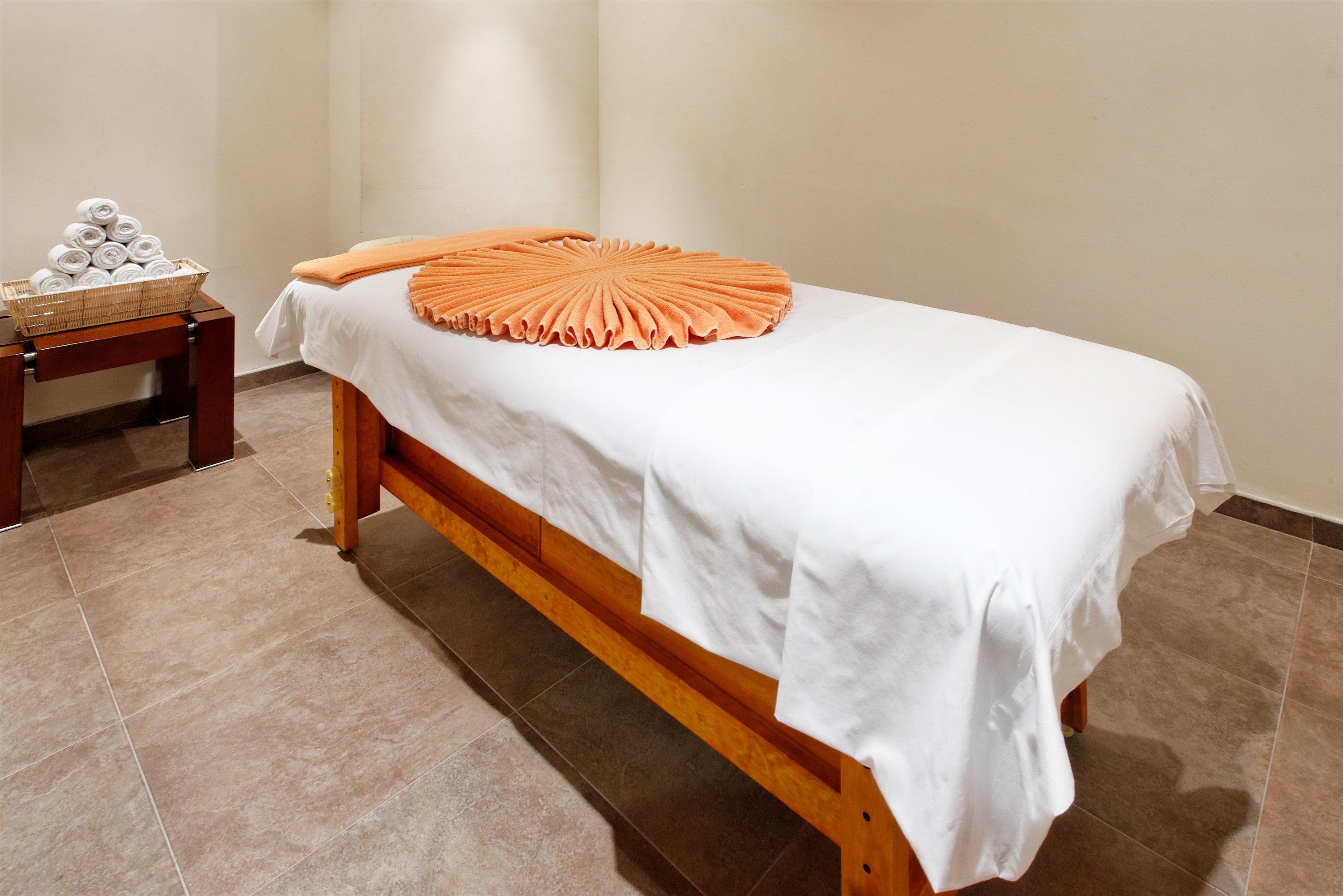 Hotel Crowne Plaza Aeropuerto By Ihg 5*