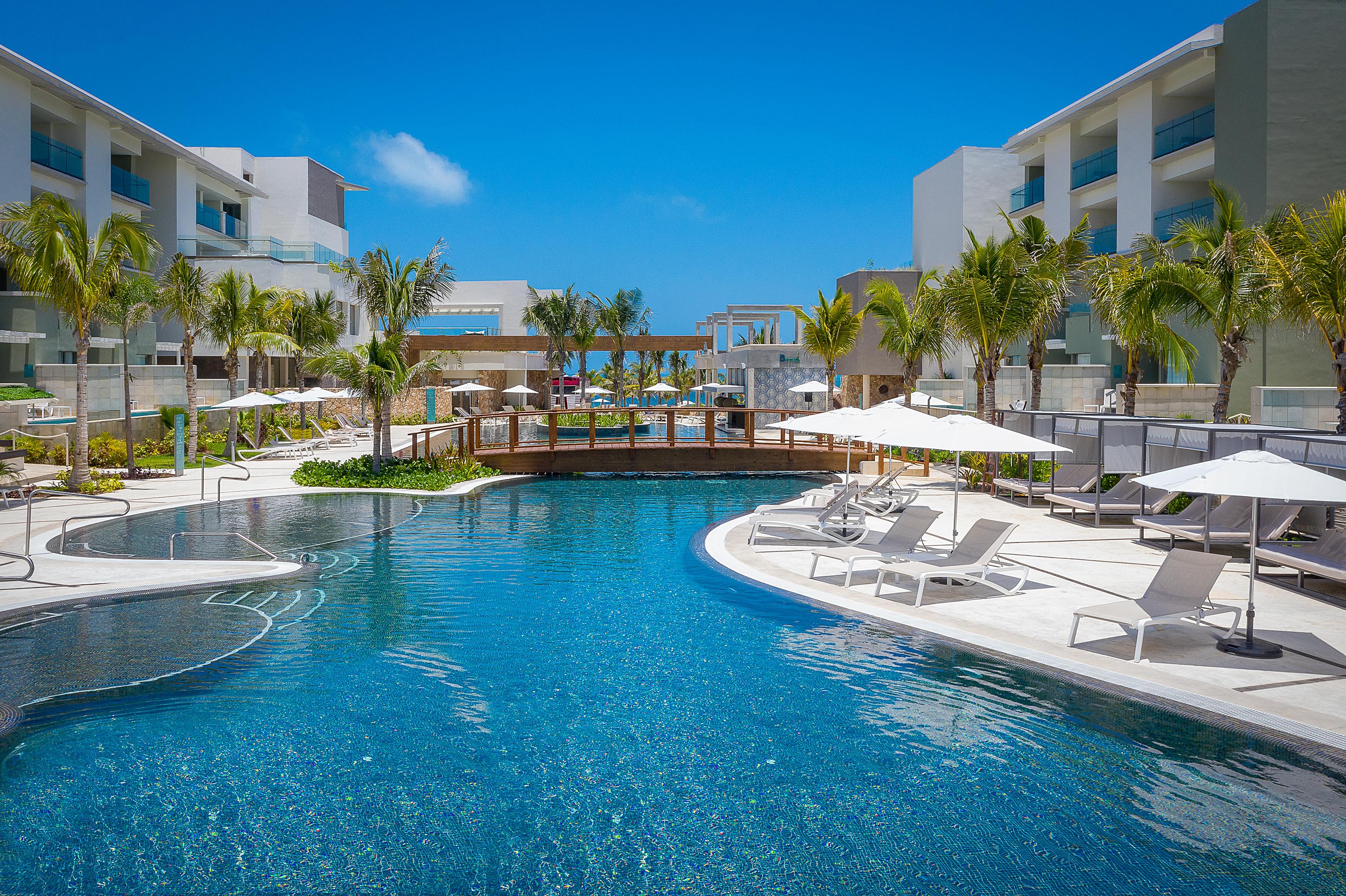 Catalonia Grand Costa Mujeres & 5* Cancun