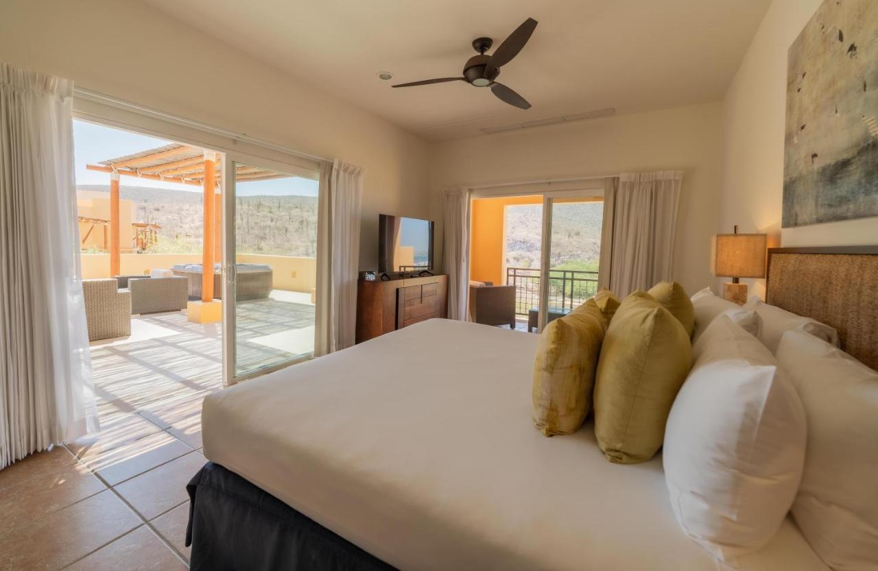Puerta Cortes Residences 5*
