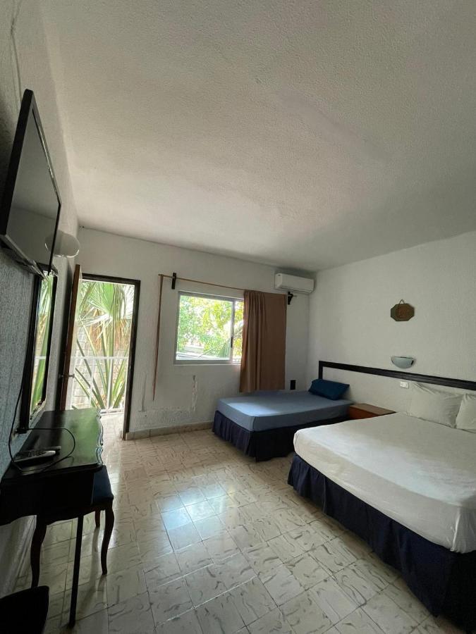 Grand & Diving Hotel