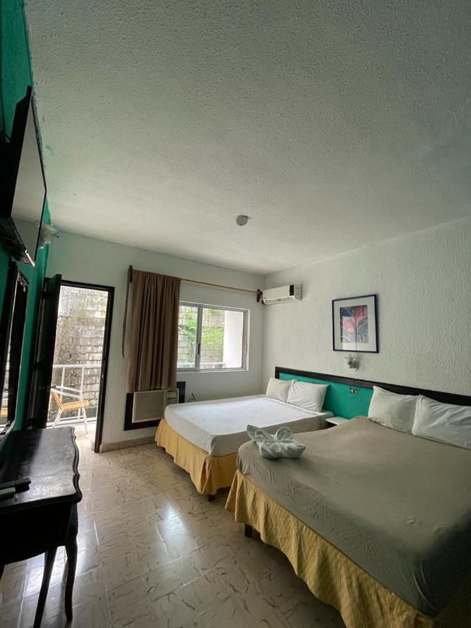 Grand & Diving Hotel