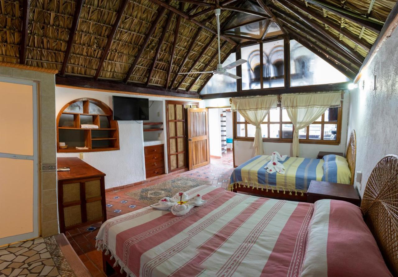 Acuario Hotel Puerto Escondido (Oaxaca)