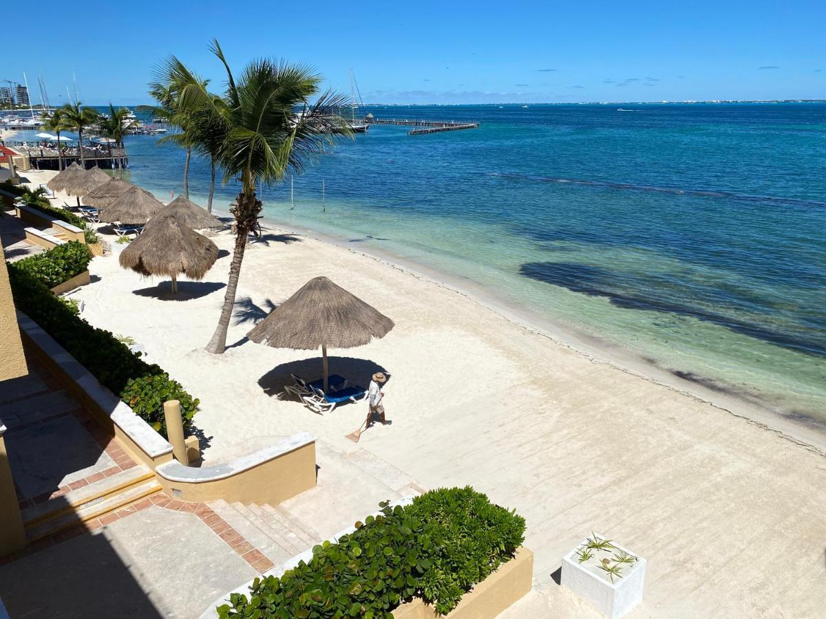 Tropical Cancun