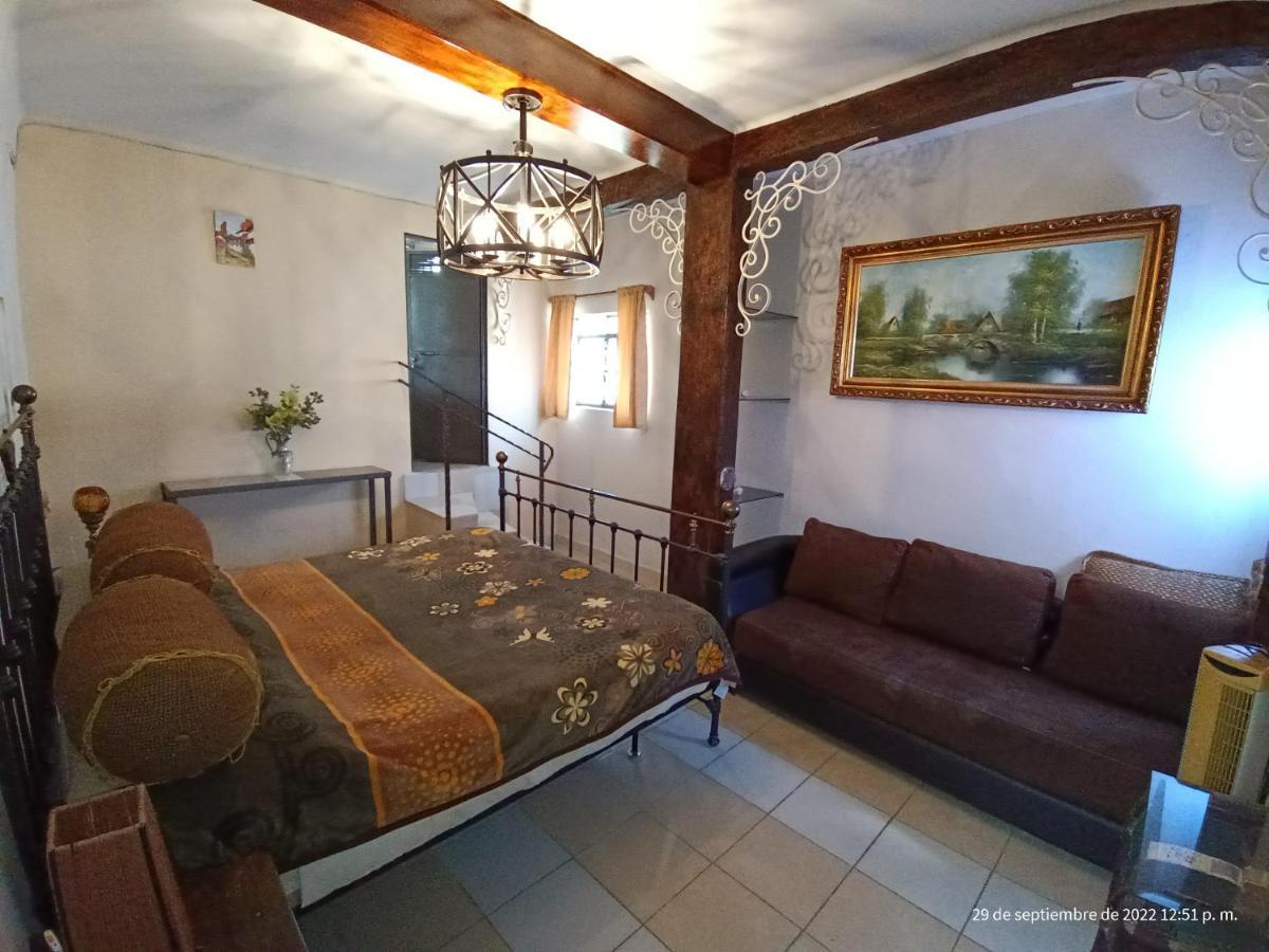 Antigua Casa Hogar Hotel