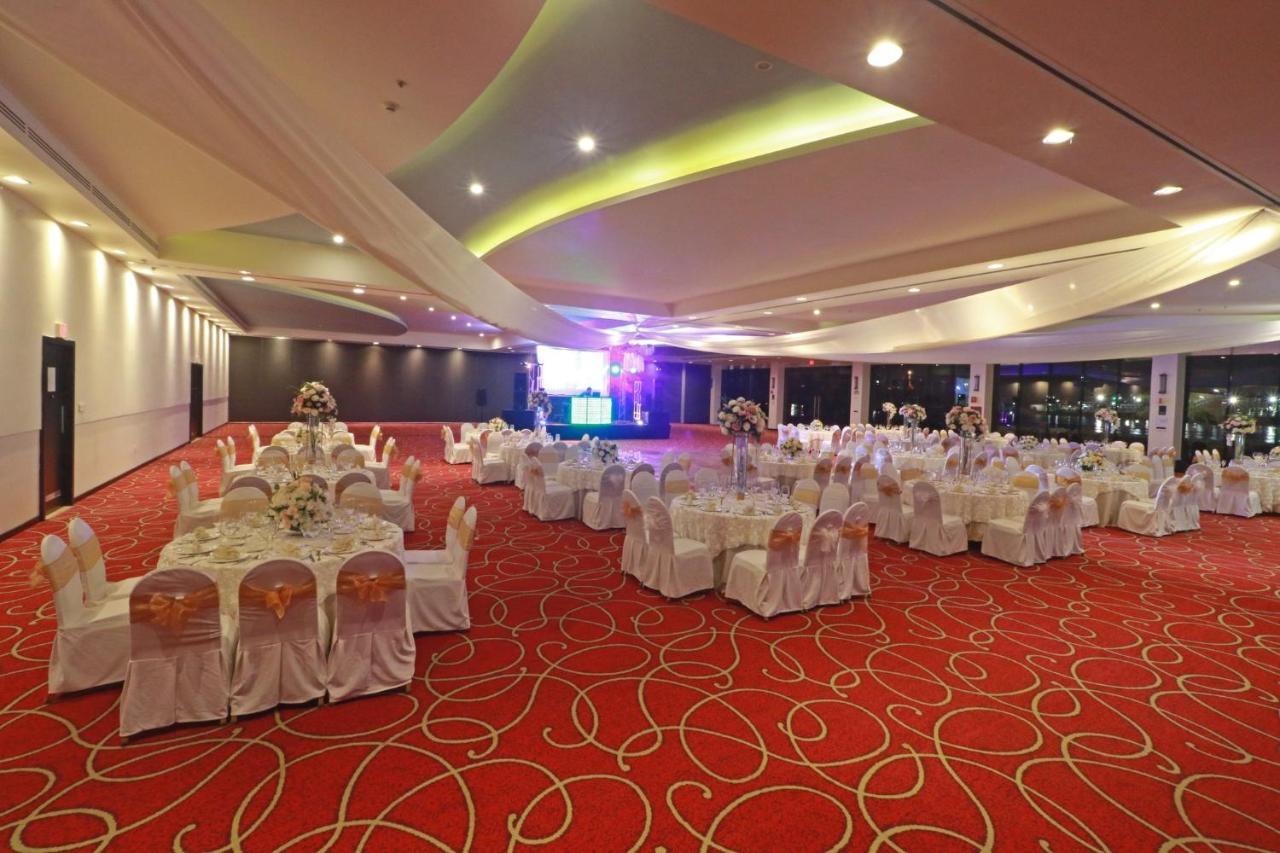 Tuxpan - Convention Center By Ihg Hotel 4*