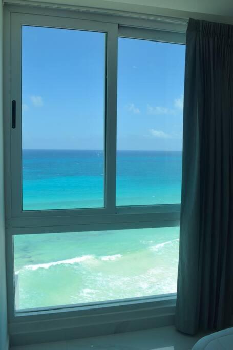 Estudio A Pie Playa, Increibles Vistas, Alberca, Gym, Jacuzzi, 3502 * Cancun