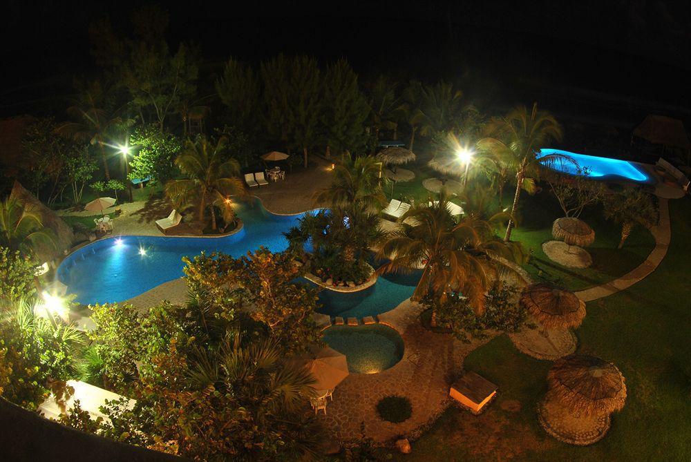 Istirincha Hotel 4*