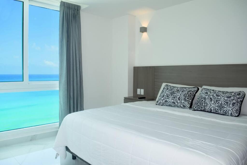 Estudio A Pie Playa, Increibles Vistas, Alberca, Gym, Jacuzzi, 3502 Cancun